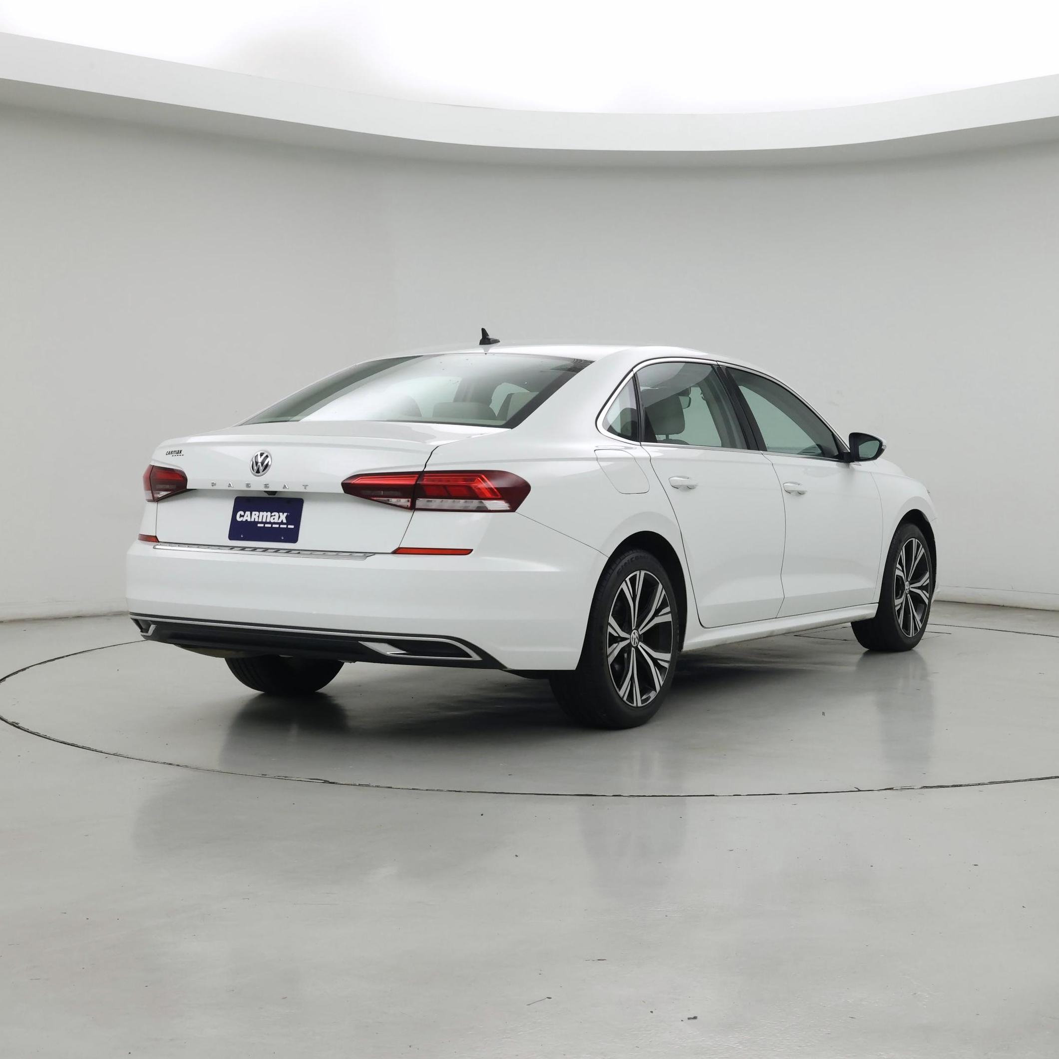 Thumbnail: 2021 Volkswagen Passat - 8