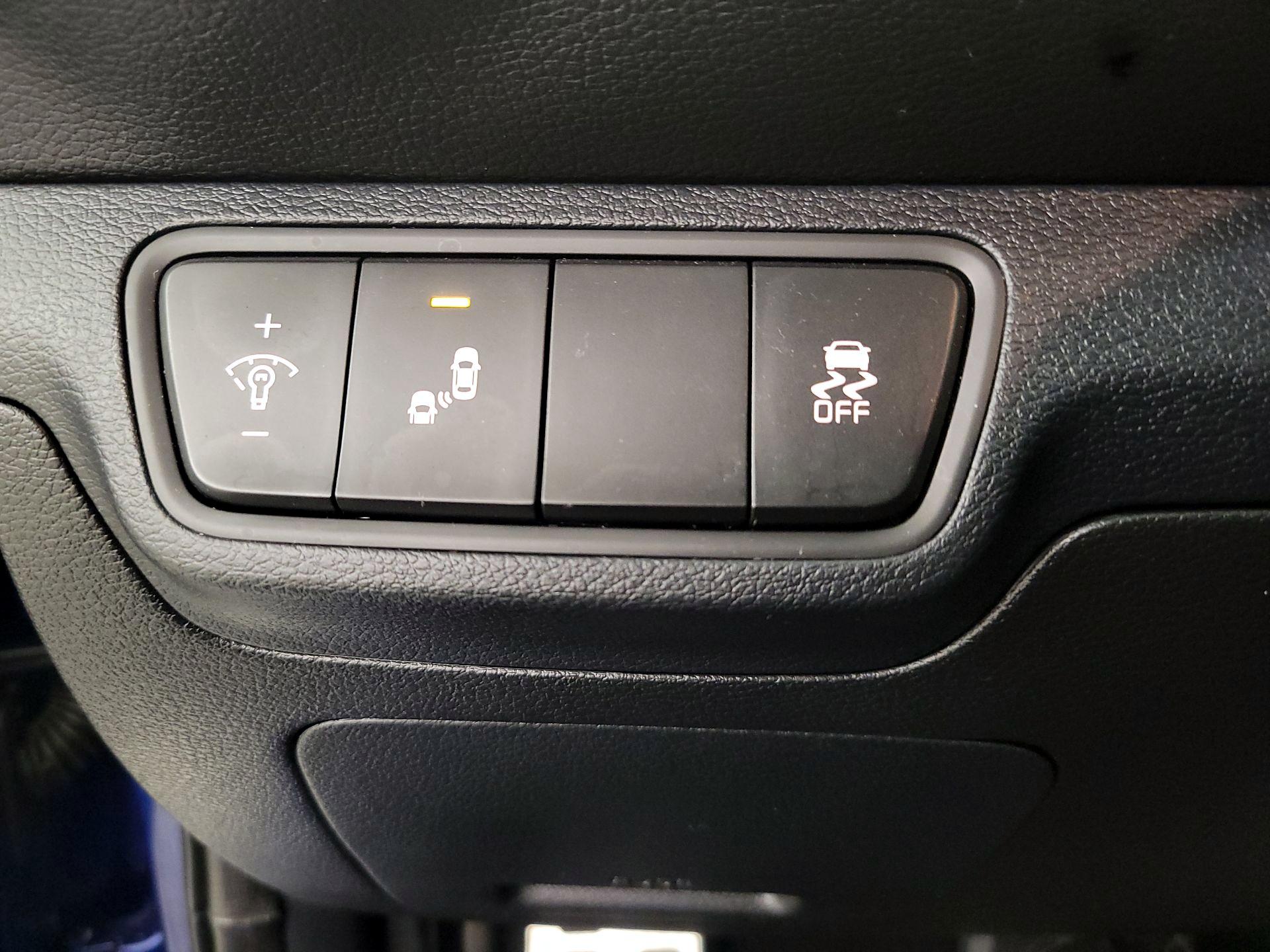 Thumbnail: 2024 Kia Forte - 13