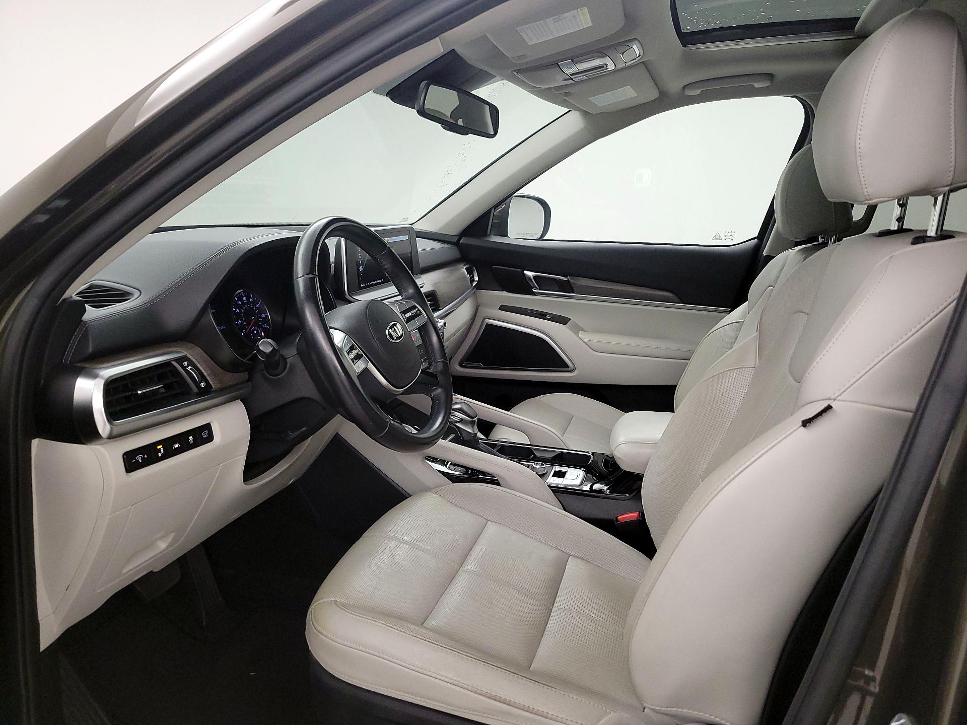 Thumbnail: 2020 Kia Telluride - 11