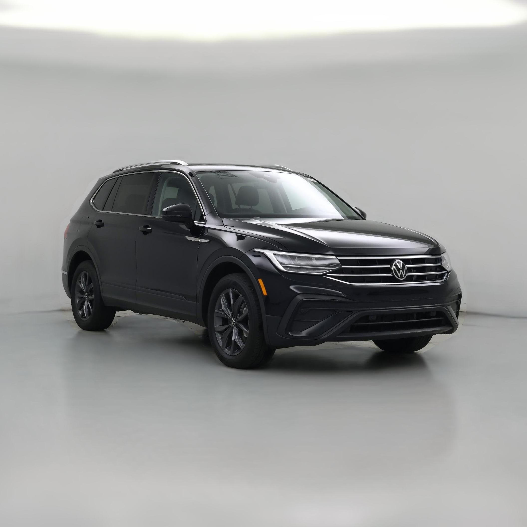 Thumbnail: 2022 Volkswagen Tiguan - 1