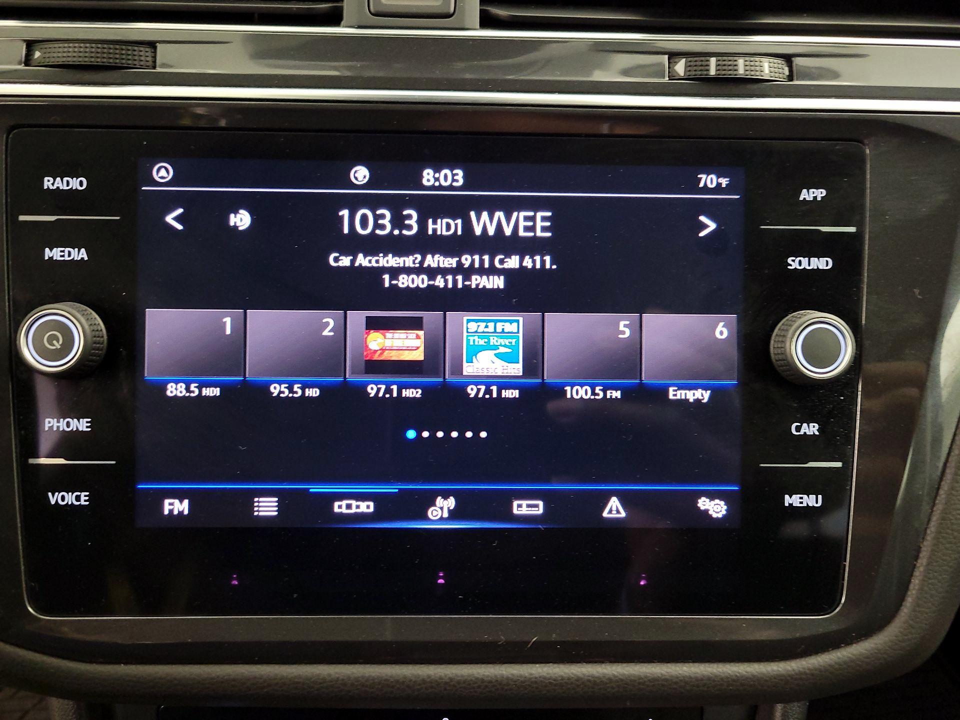 Thumbnail: 2022 Volkswagen Tiguan - 15