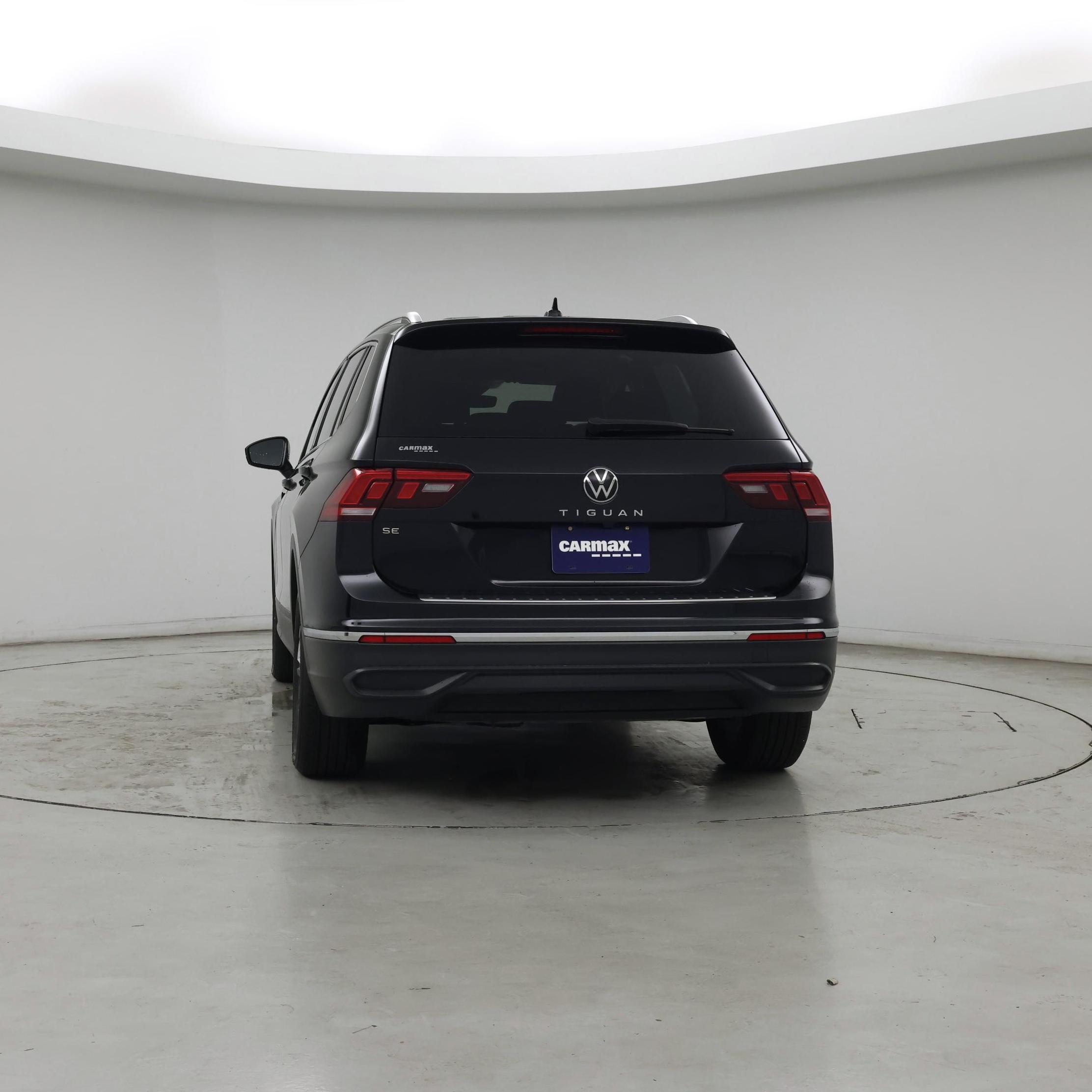 Thumbnail: 2022 Volkswagen Tiguan - 6