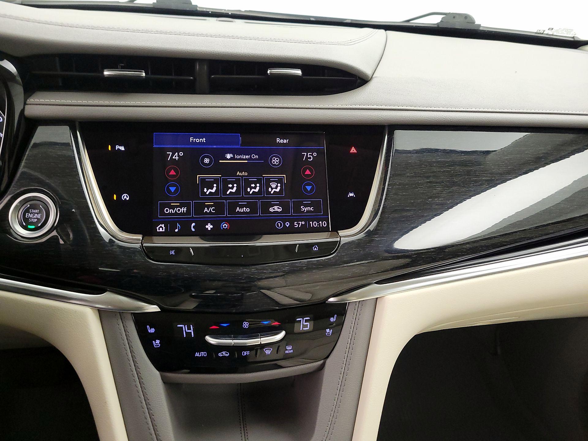 Thumbnail: 2022 Cadillac XT6 - 16