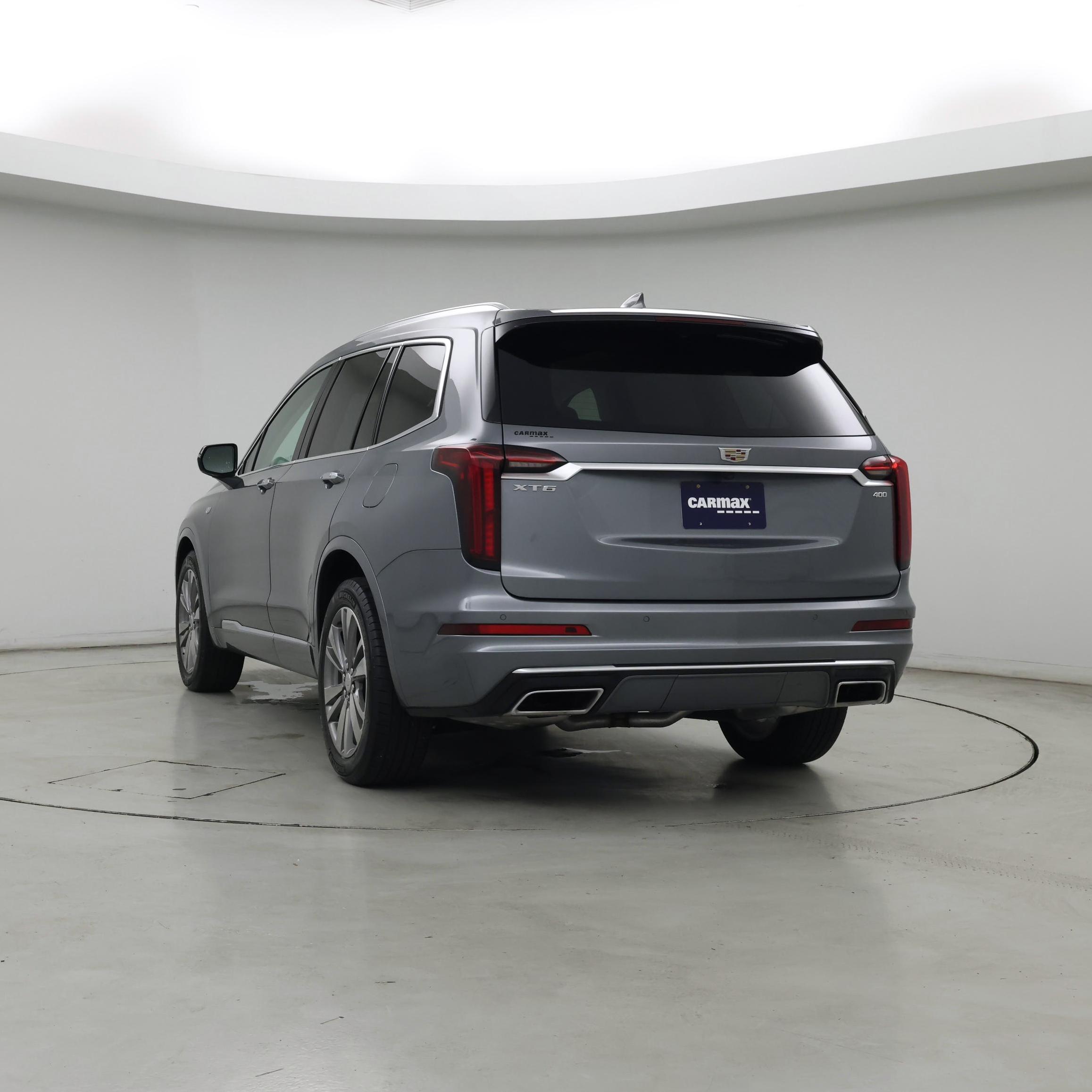 Thumbnail: 2022 Cadillac XT6 - 4