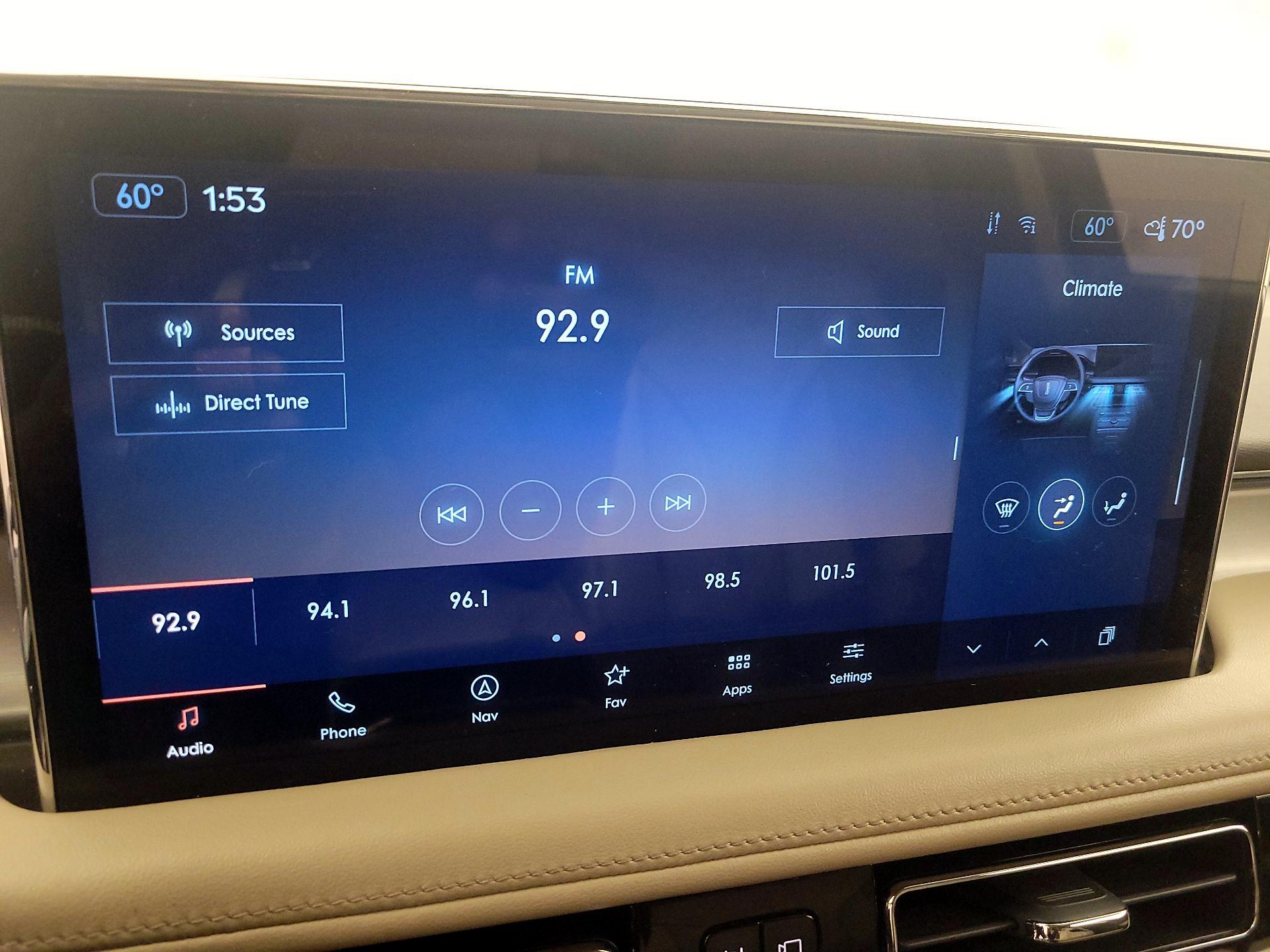 Thumbnail: 2022 Lincoln Nautilus - 16