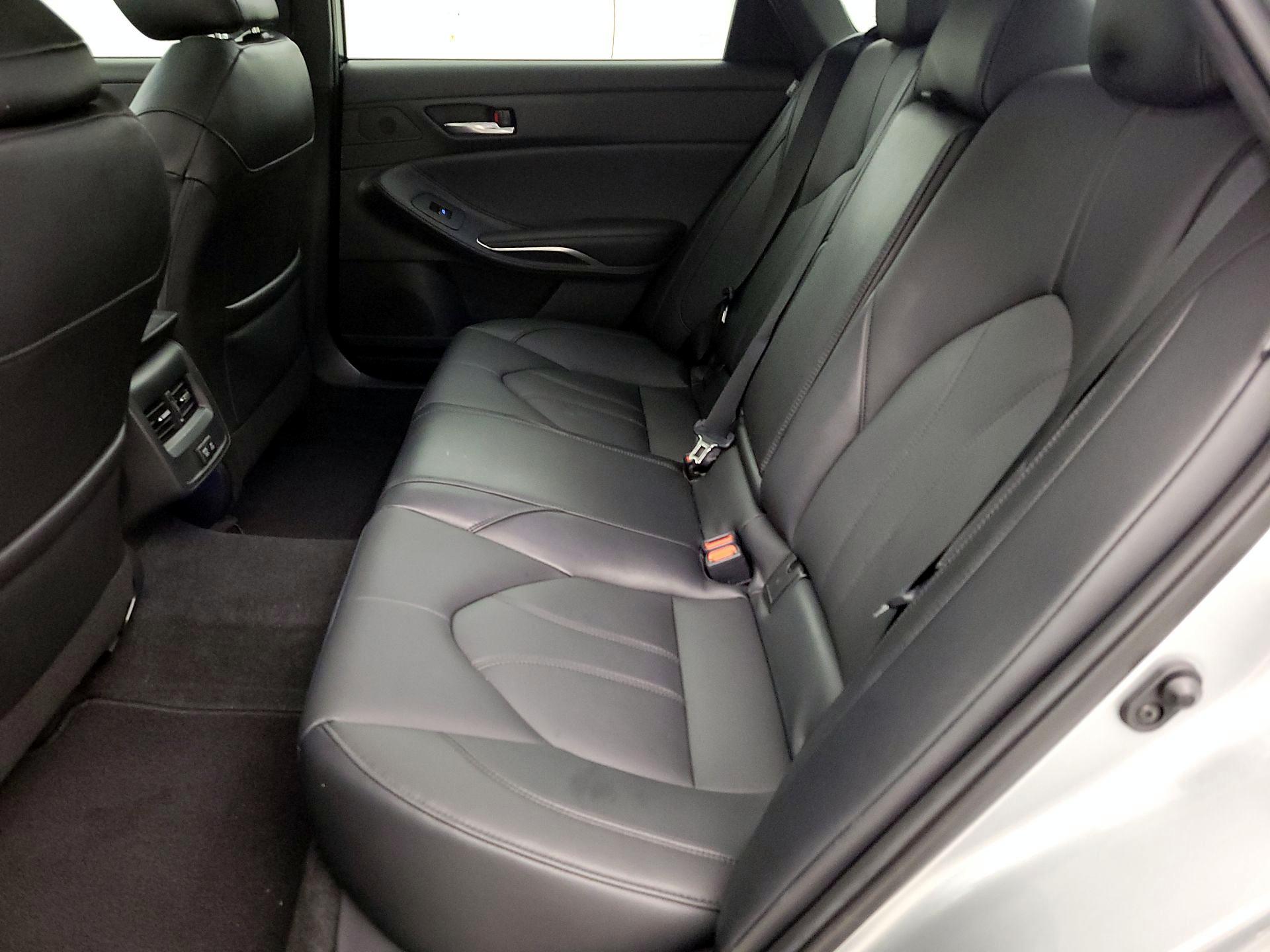 Thumbnail: 2022 Toyota Avalon - 20