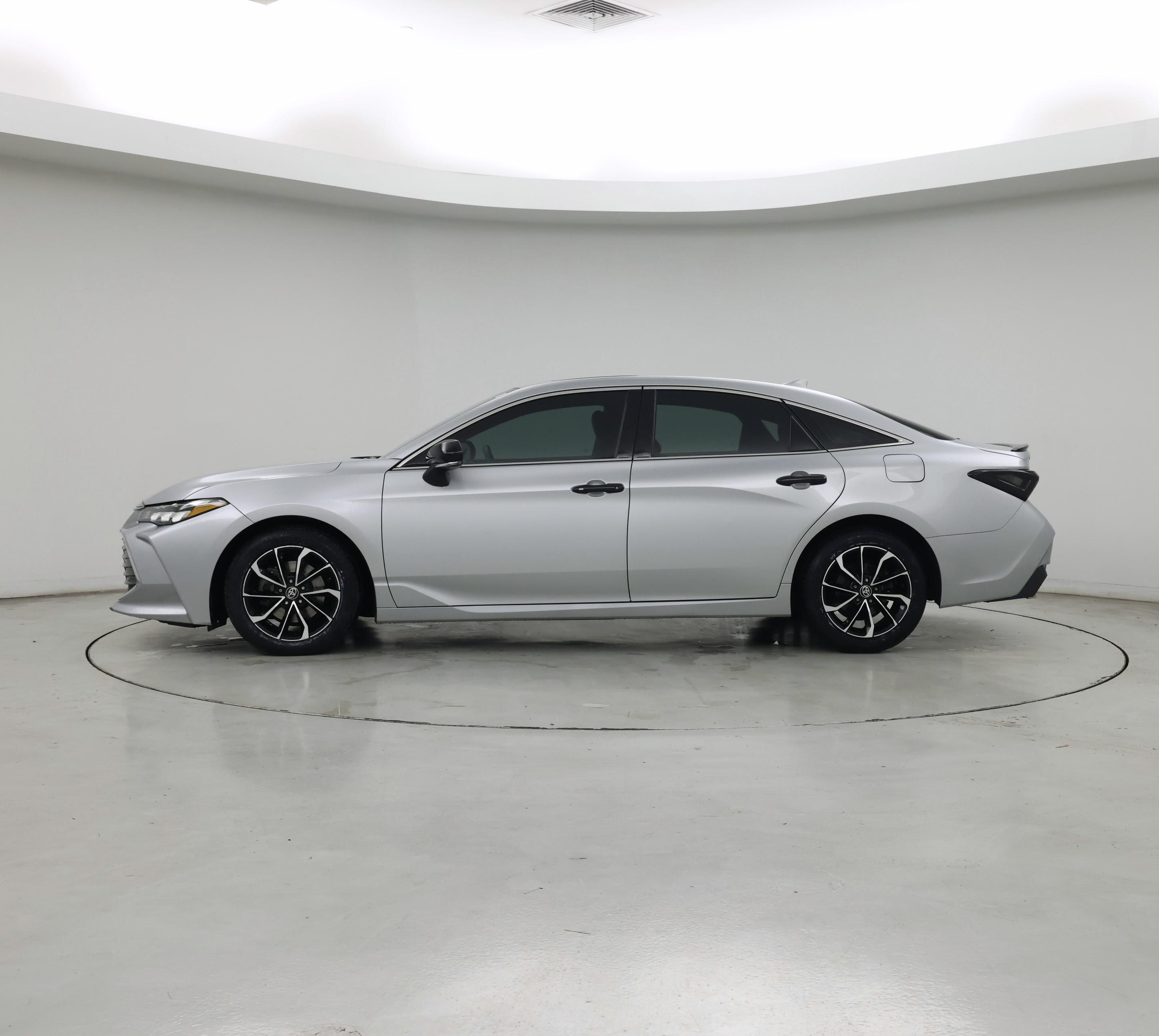 Thumbnail: 2022 Toyota Avalon - 3