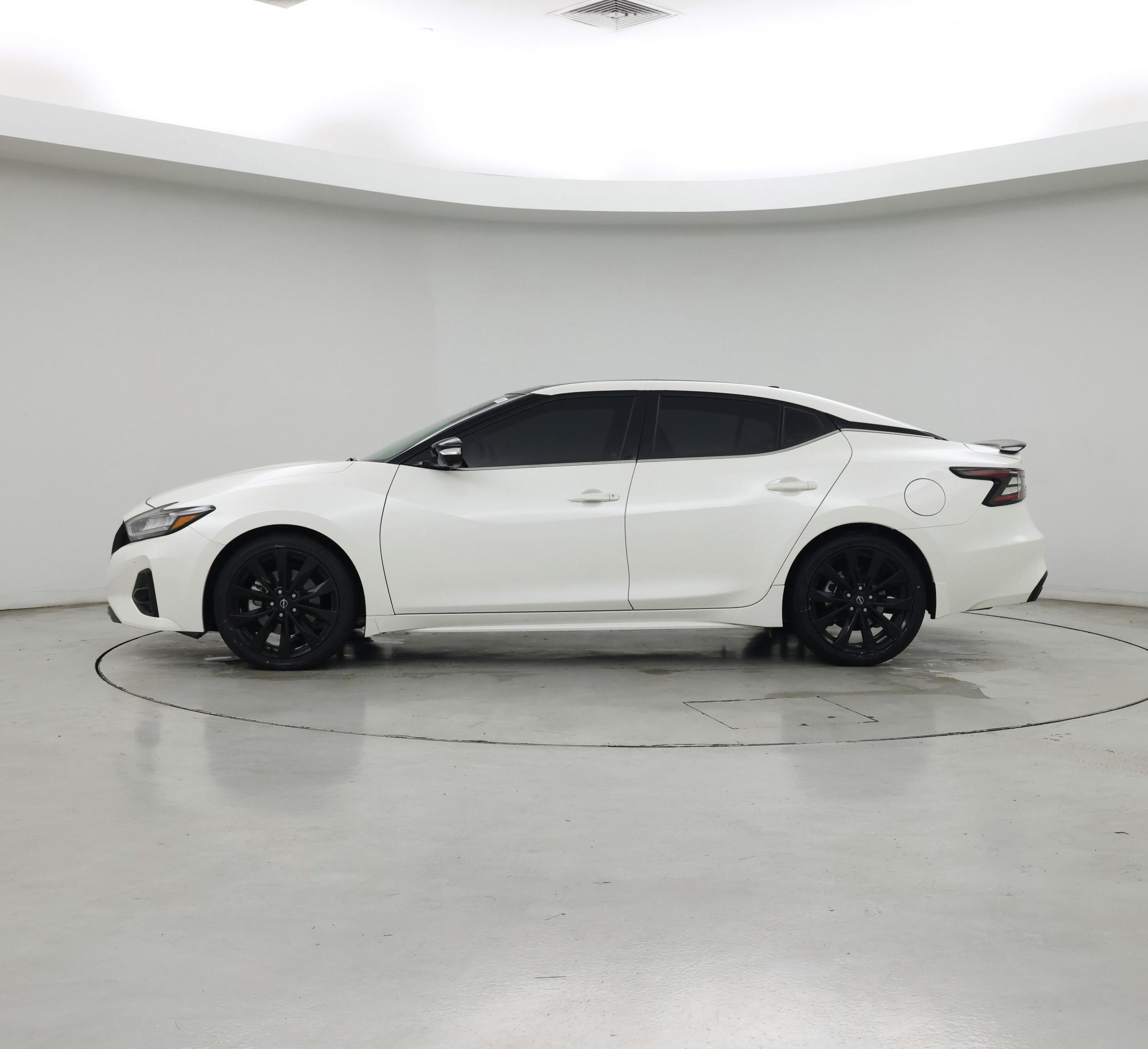 Thumbnail: 2023 Nissan Maxima - 3