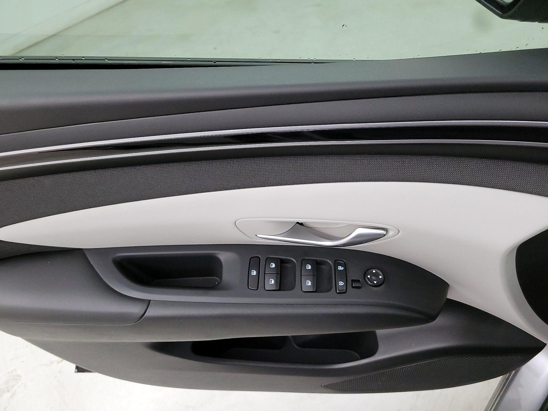 Thumbnail: 2023 Hyundai Tucson - 12