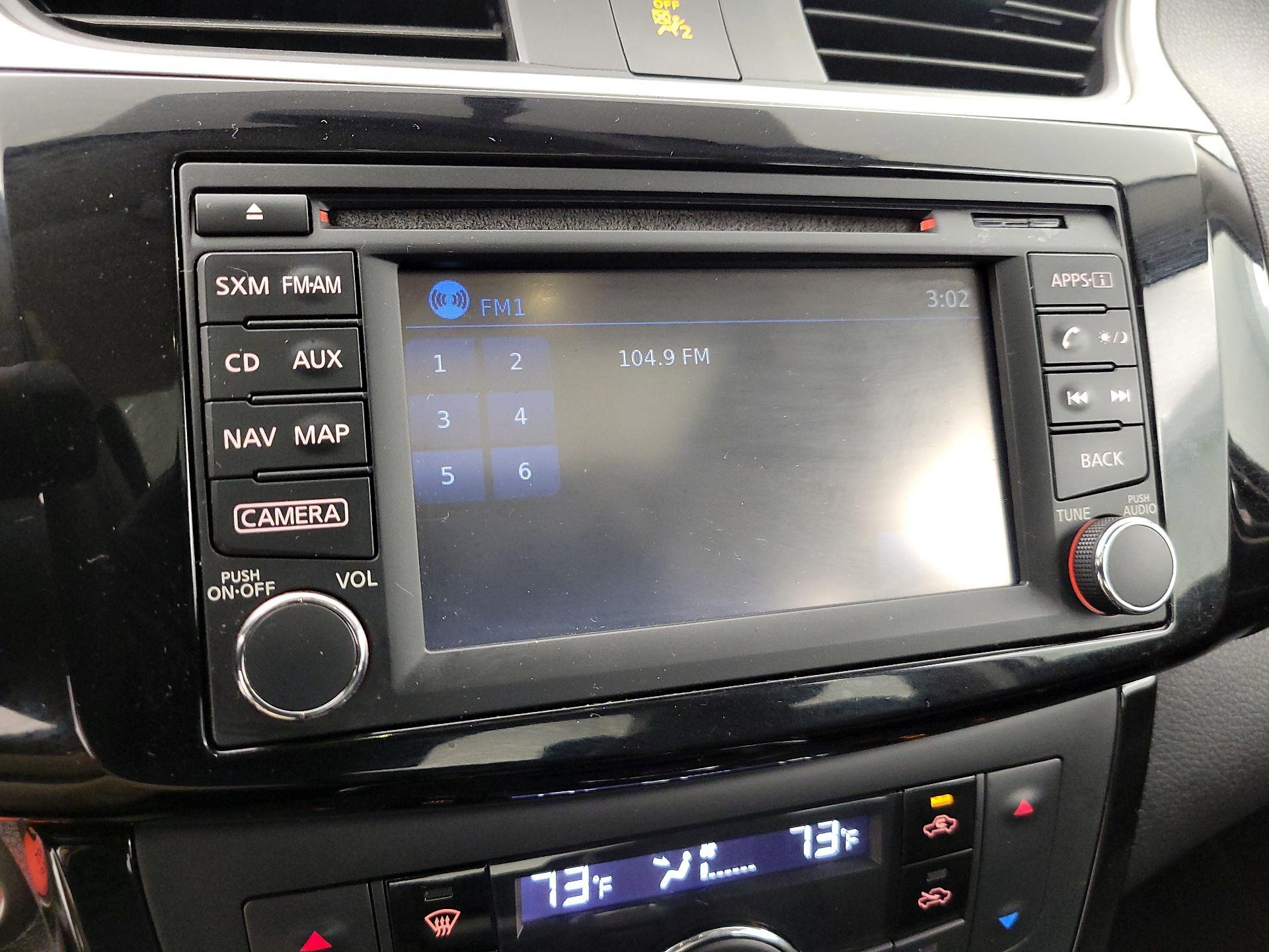 Thumbnail: 2016 Nissan Sentra - 16