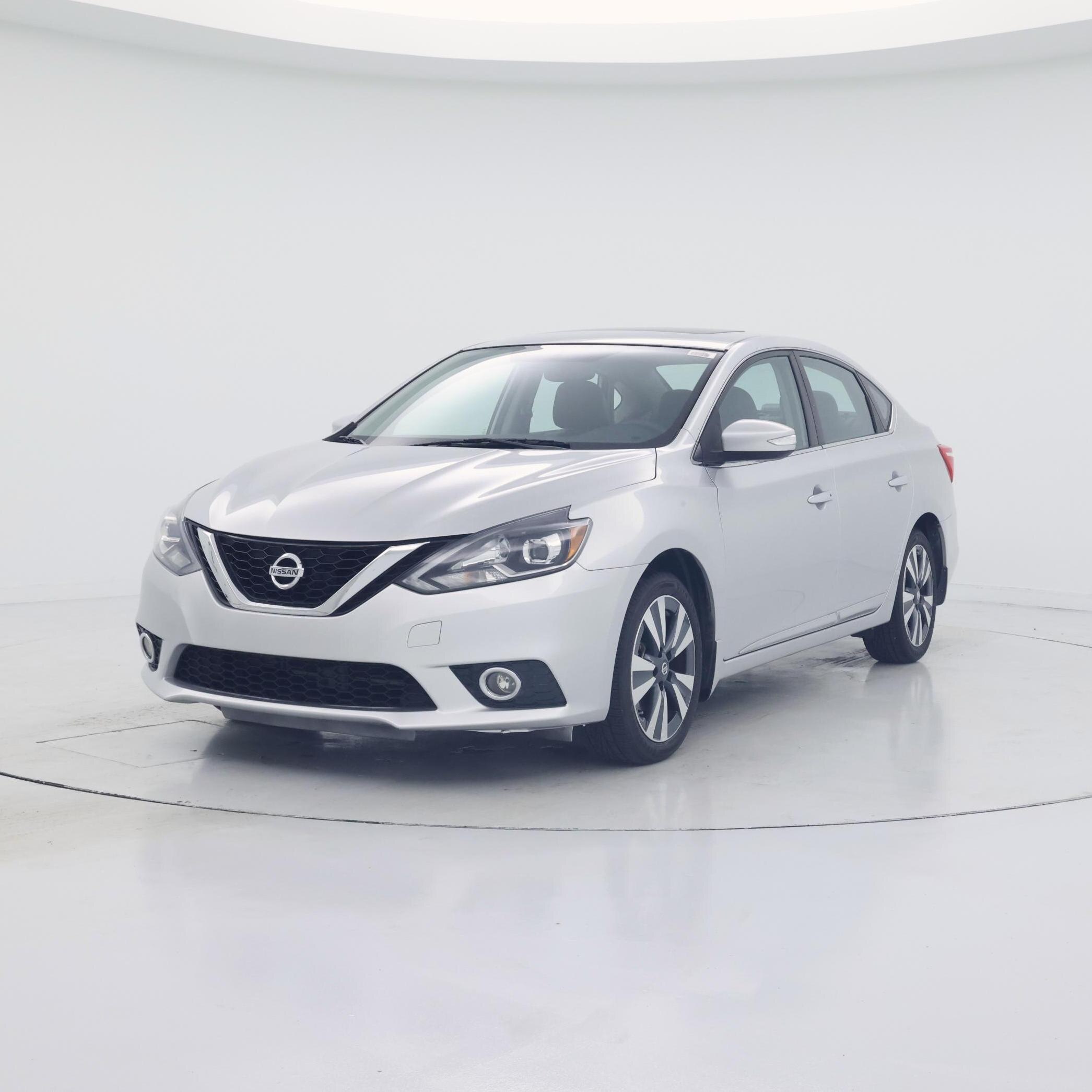 Thumbnail: 2016 Nissan Sentra - 4