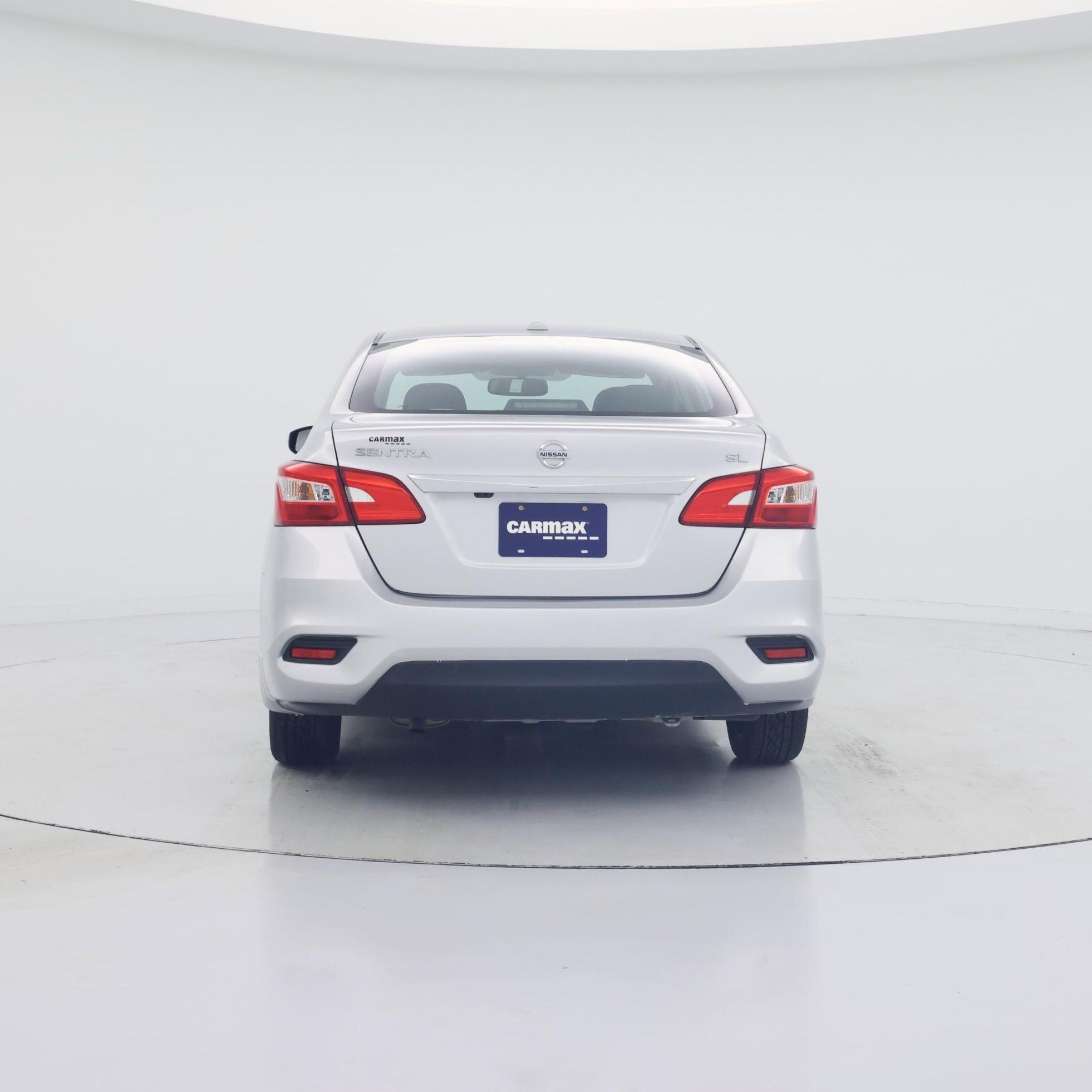 Thumbnail: 2016 Nissan Sentra - 6