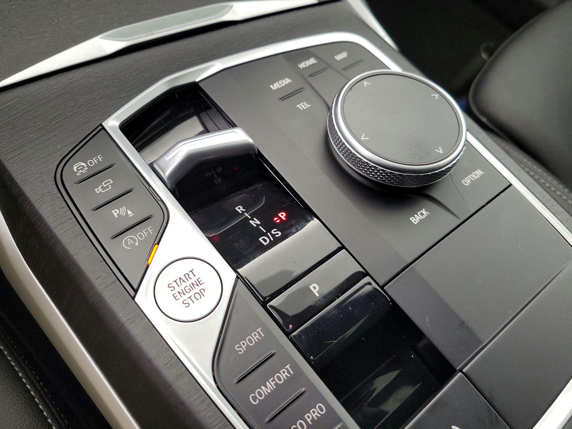 Thumbnail: 2024 BMW 3 Series - 18