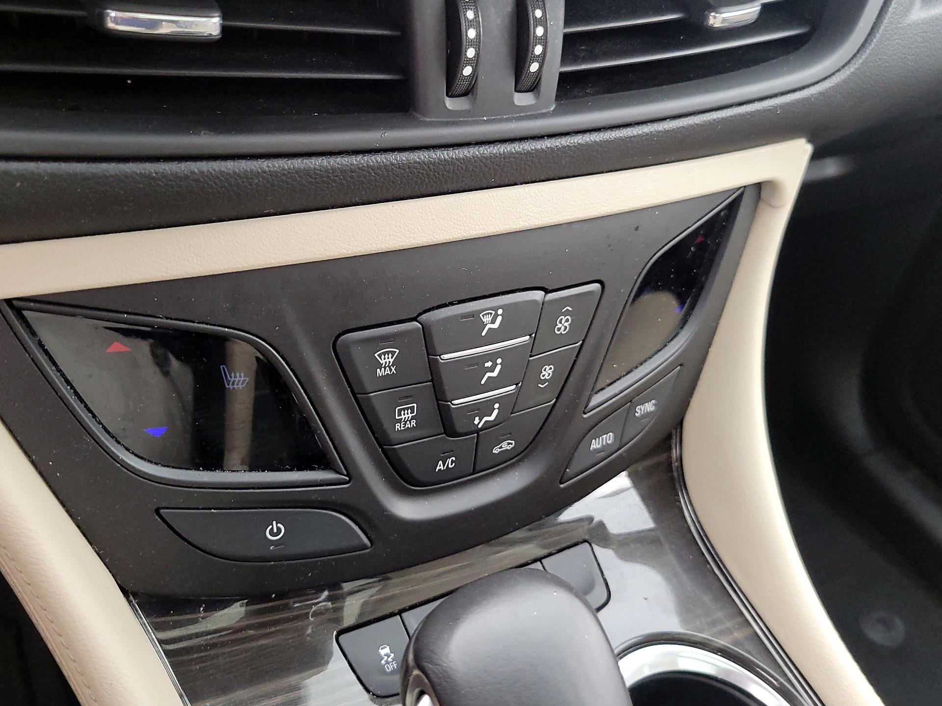 Thumbnail: 2019 Buick Envision - 17