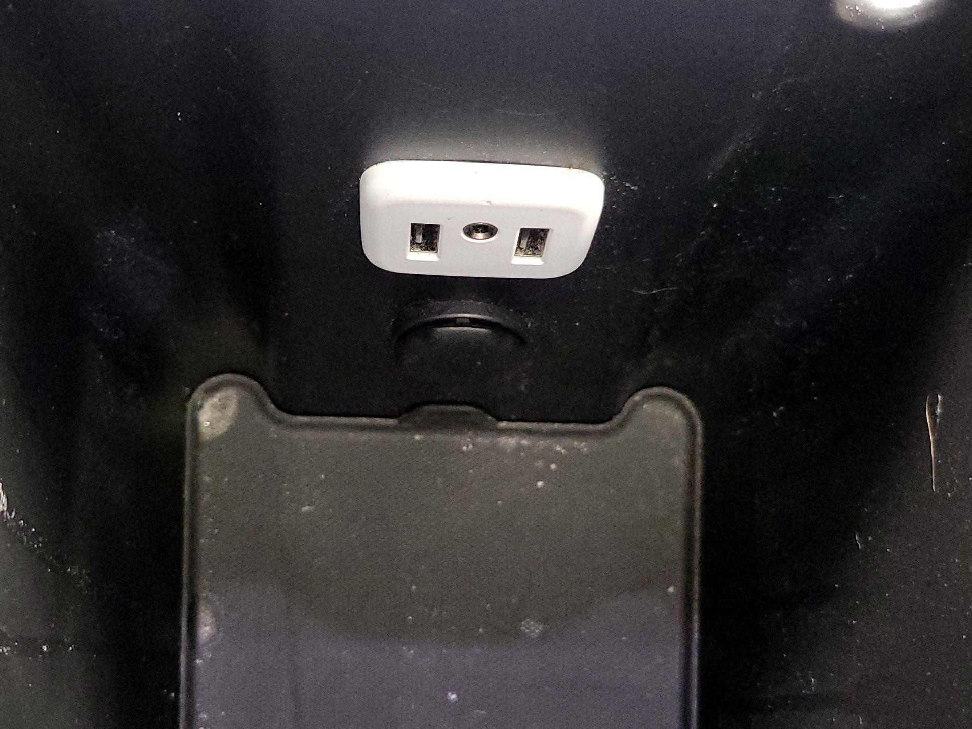 Thumbnail: 2019 Buick Envision - 19