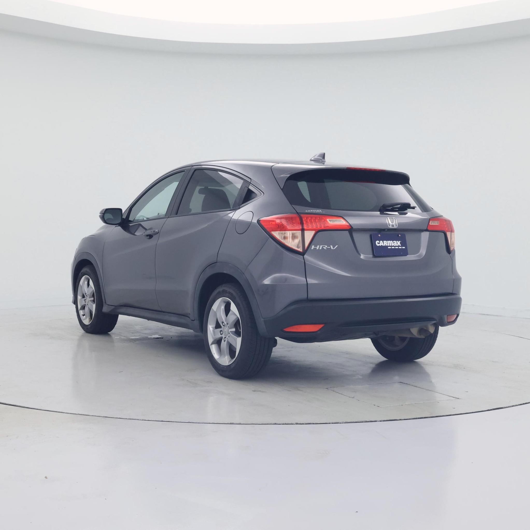 Thumbnail: 2017 Honda HR-V - 2