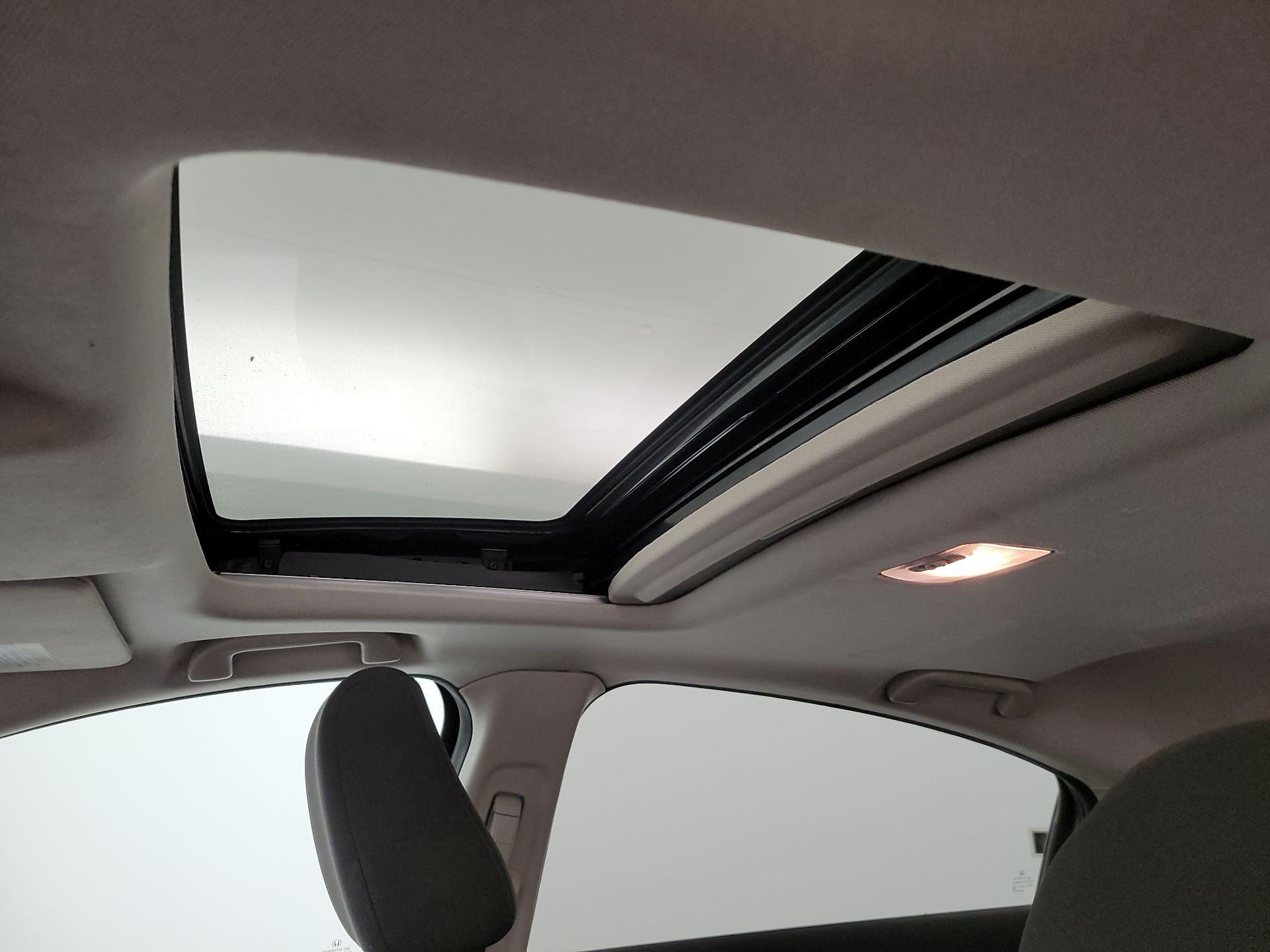 Thumbnail: 2017 Honda HR-V - 19