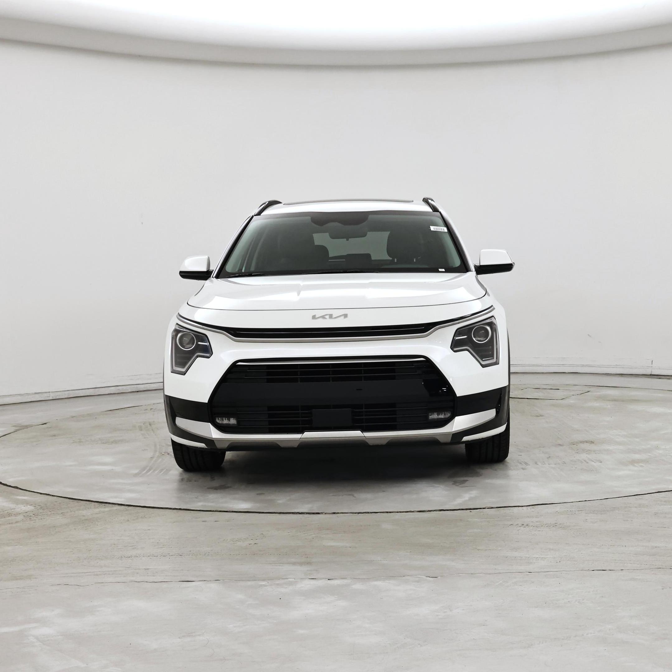 Thumbnail: 2023 Kia Niro - 5