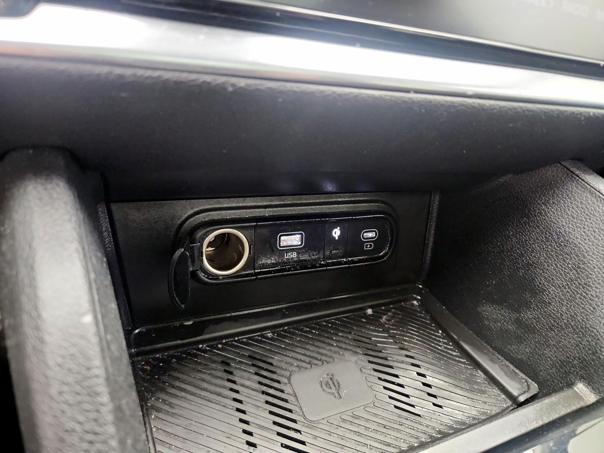 Thumbnail: 2023 Kia Sportage - 19