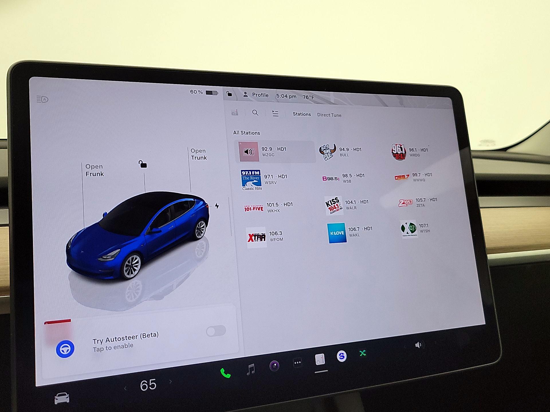 Thumbnail: 2023 Tesla Model 3 - 15