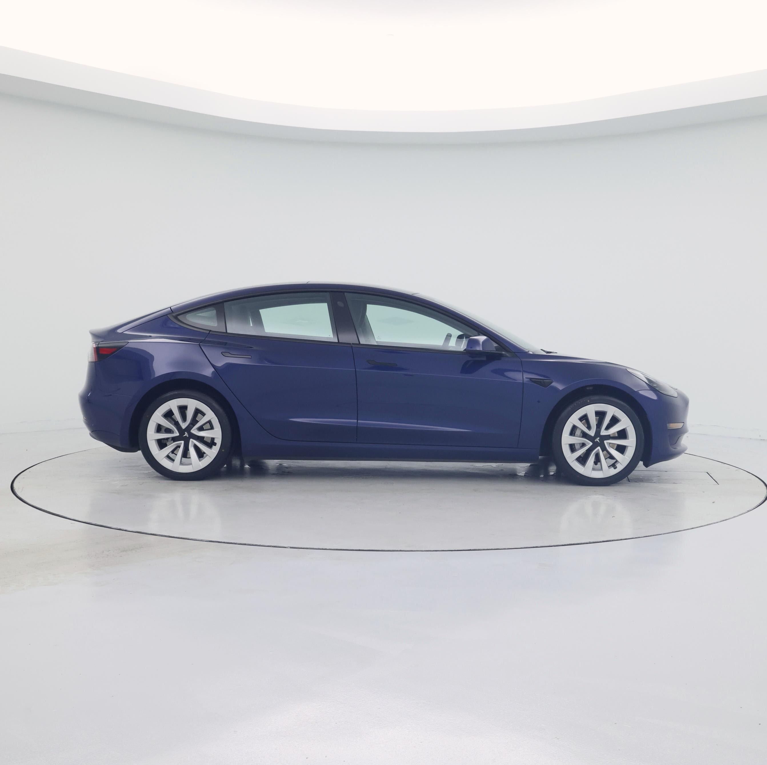 Thumbnail: 2023 Tesla Model 3 - 7