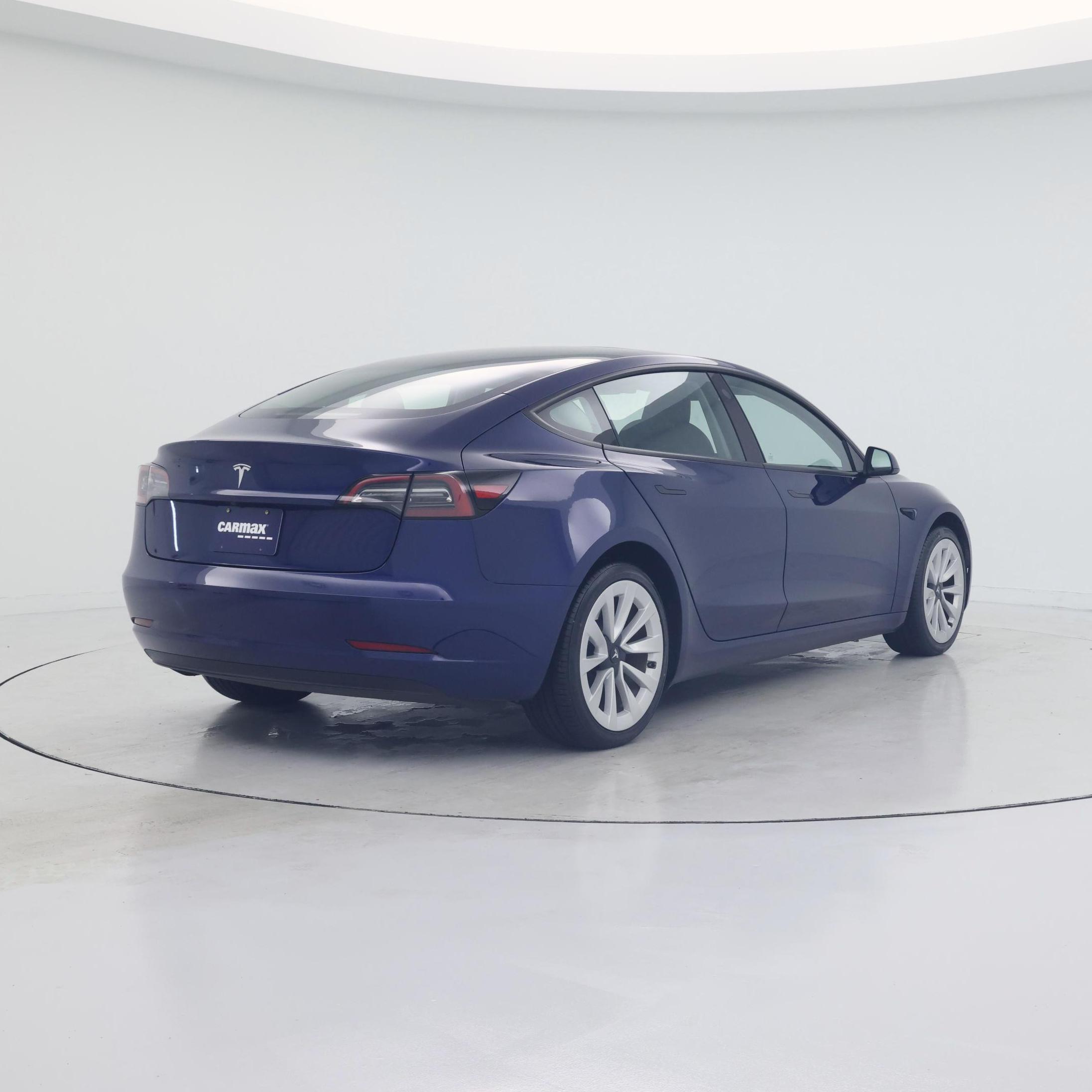 Thumbnail: 2023 Tesla Model 3 - 8