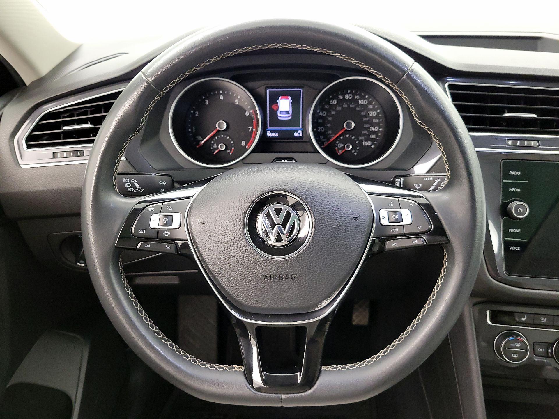 Thumbnail: 2021 Volkswagen Tiguan - 10