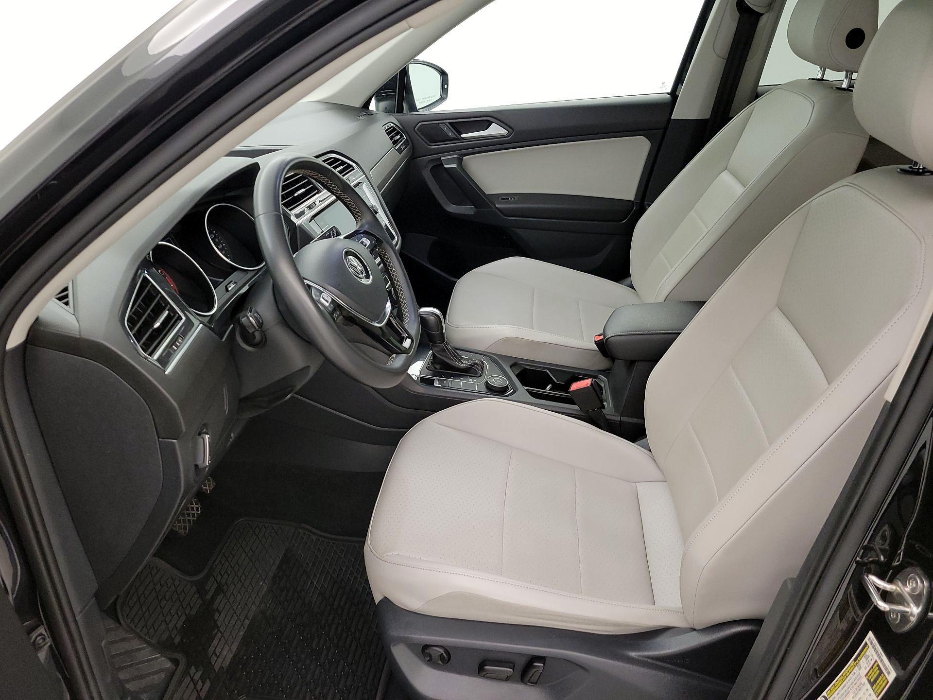 Thumbnail: 2021 Volkswagen Tiguan - 11