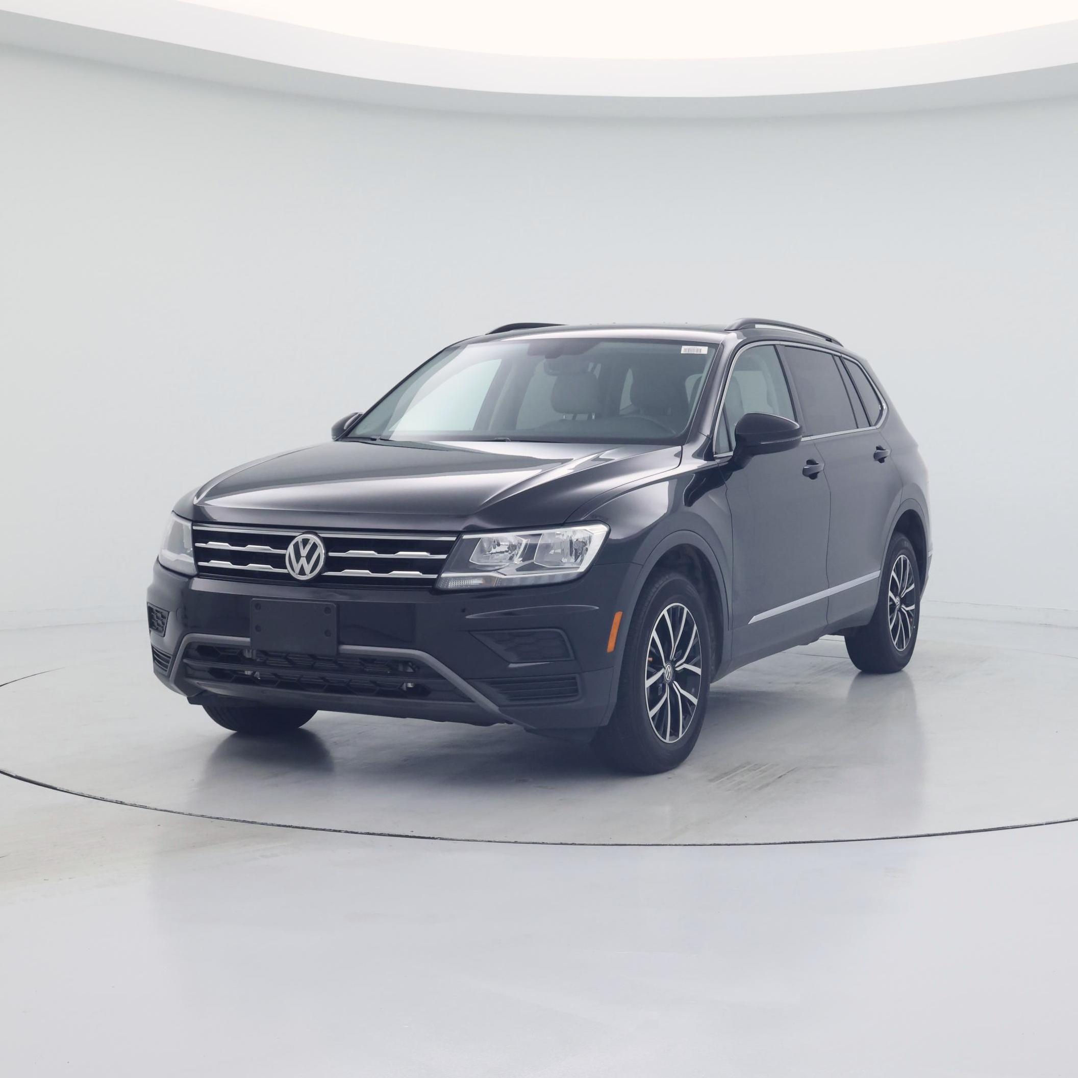 Thumbnail: 2021 Volkswagen Tiguan - 4