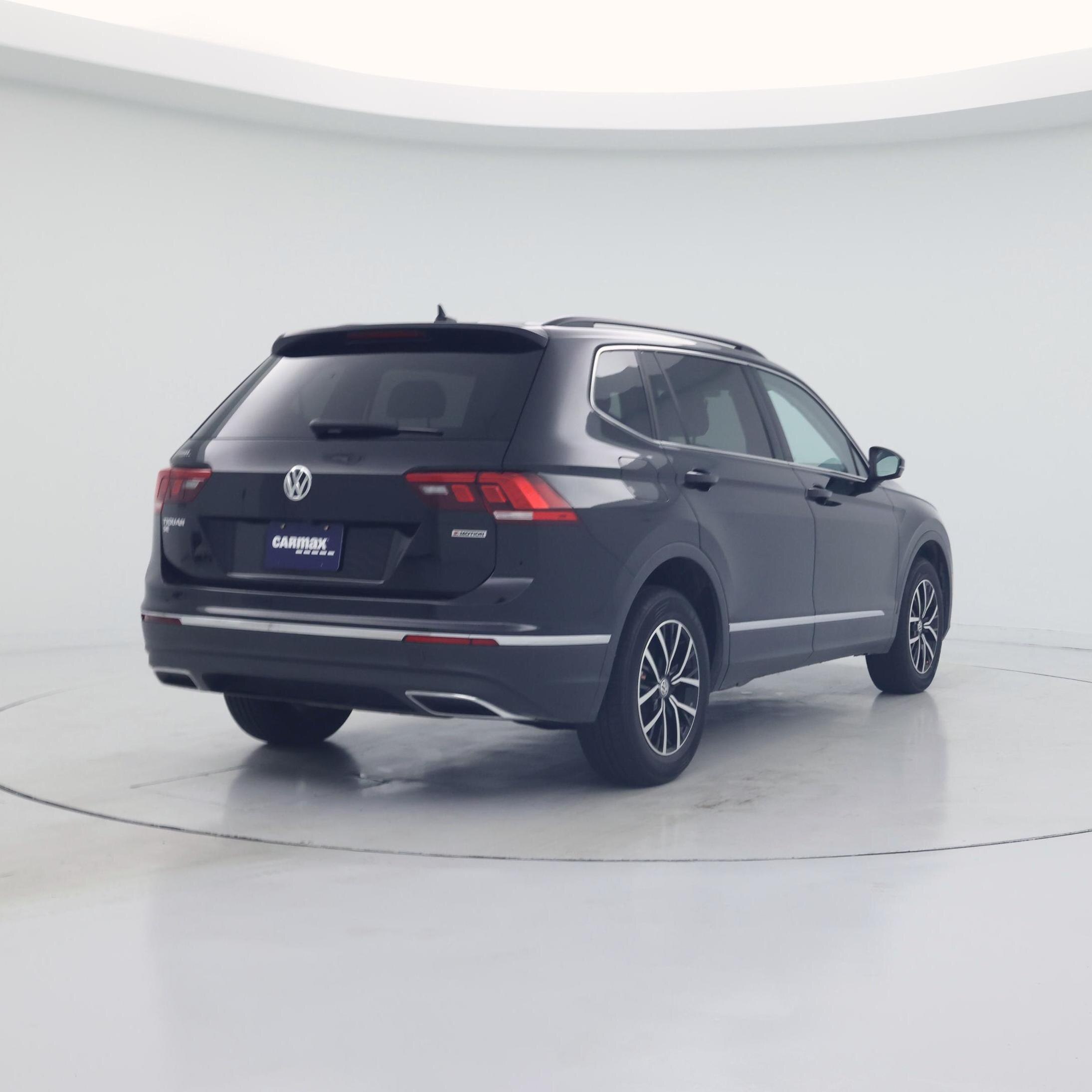 Thumbnail: 2021 Volkswagen Tiguan - 8