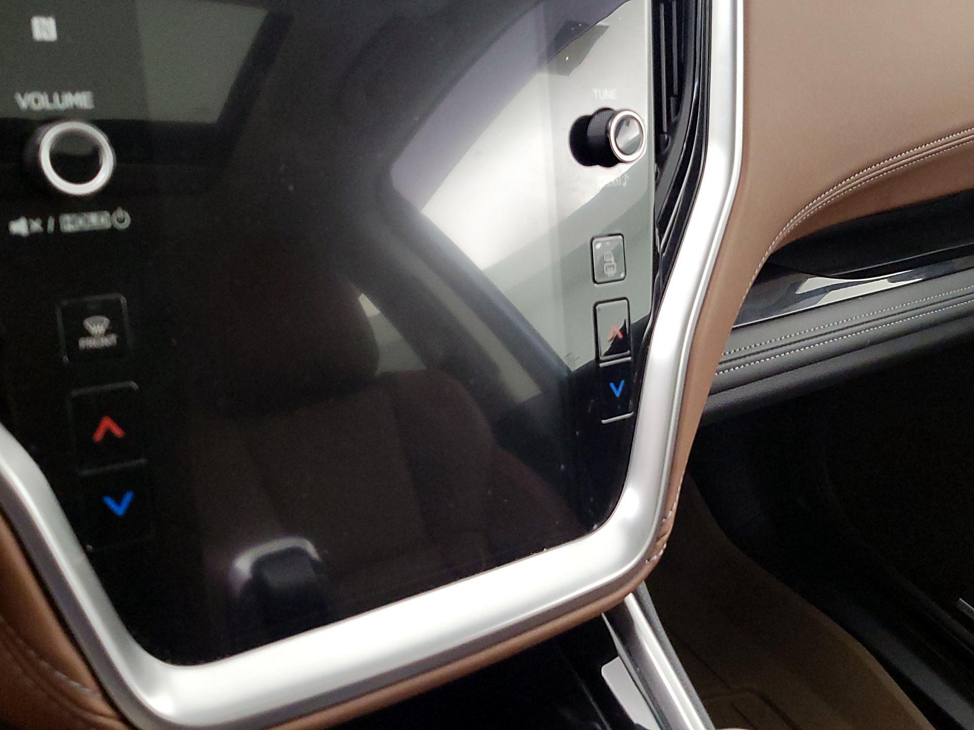 Thumbnail: 2022 Subaru Outback - 17