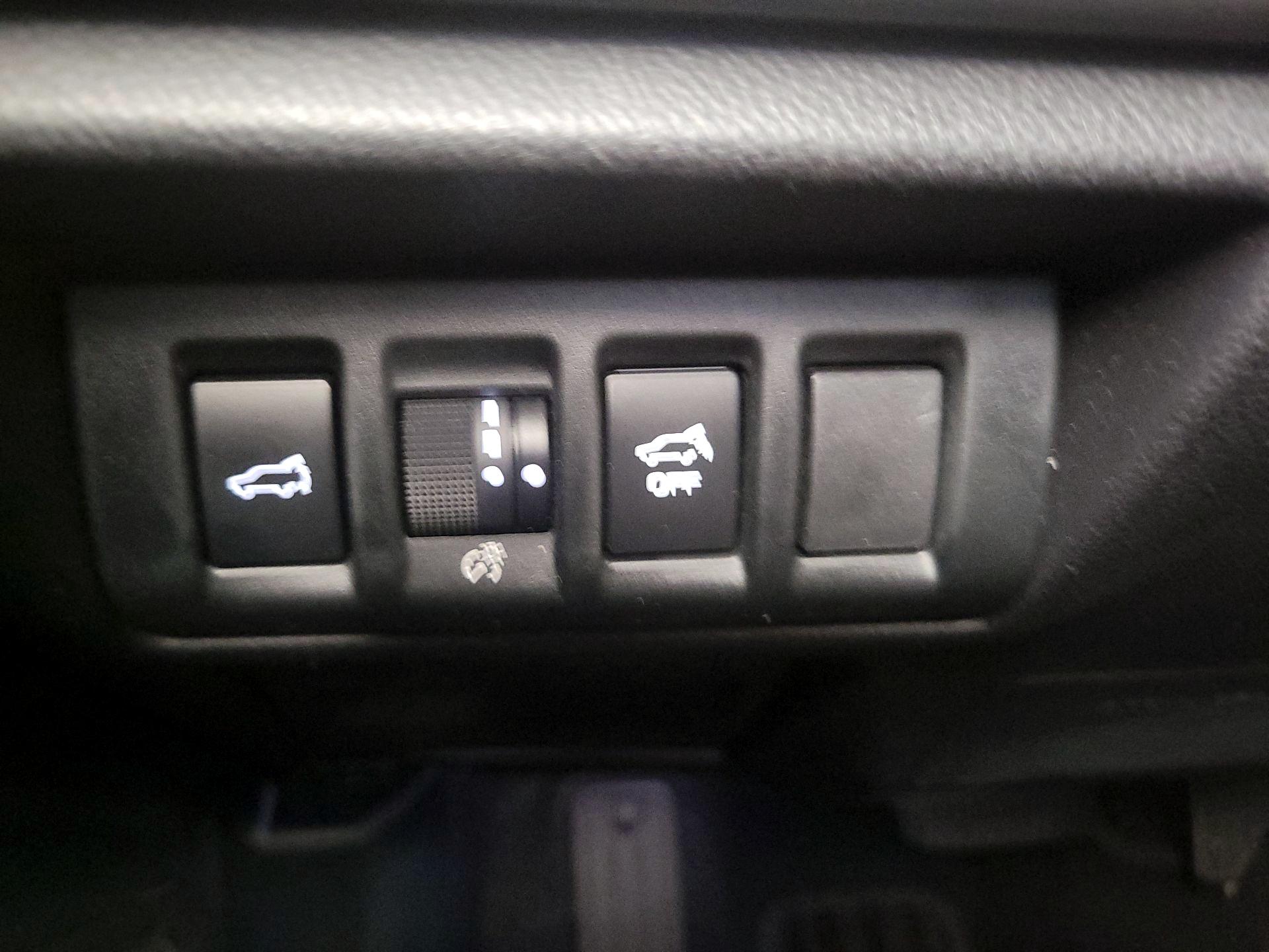 Thumbnail: 2022 Subaru Outback - 13