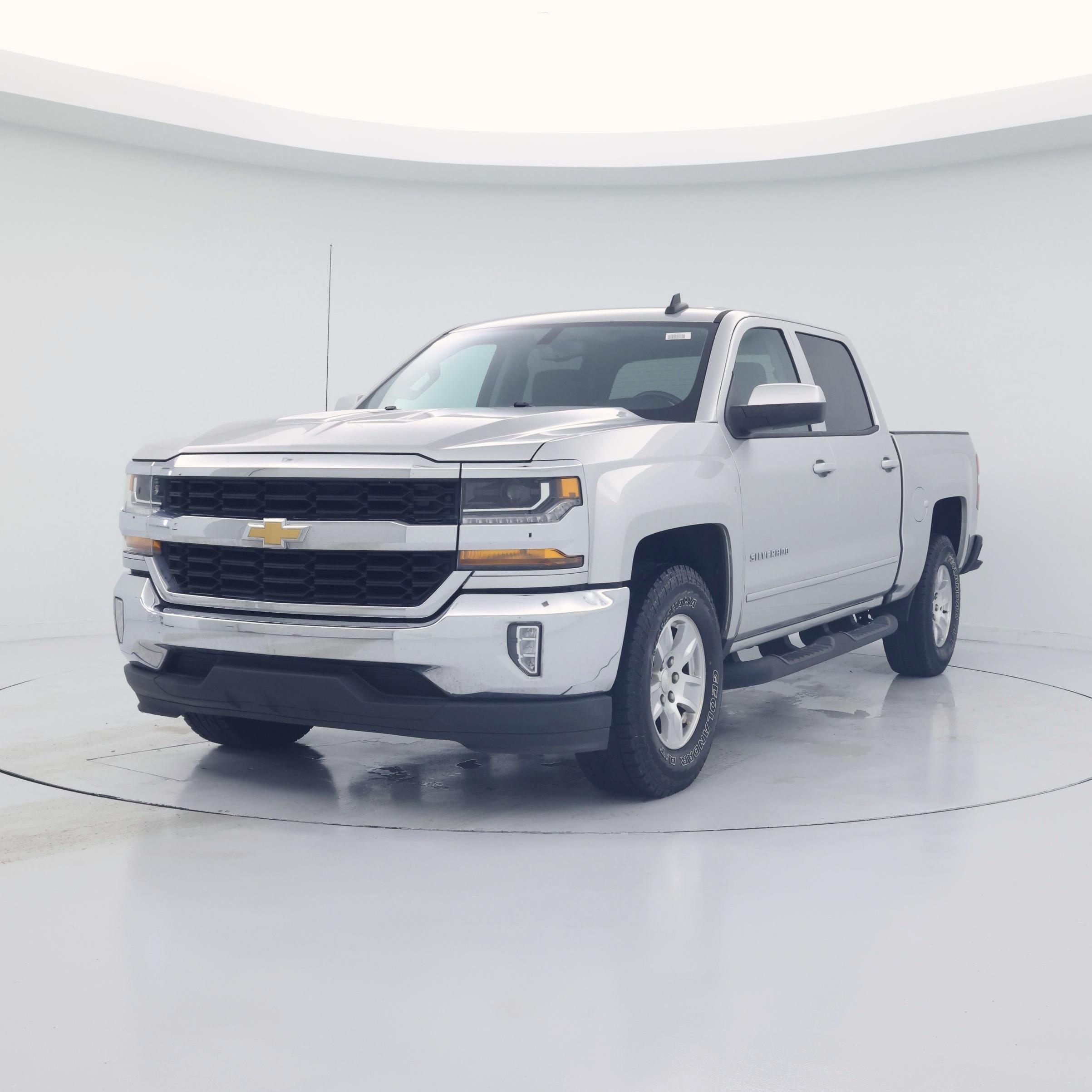 Thumbnail: 2018 Chevrolet Silverado 1500 - 4