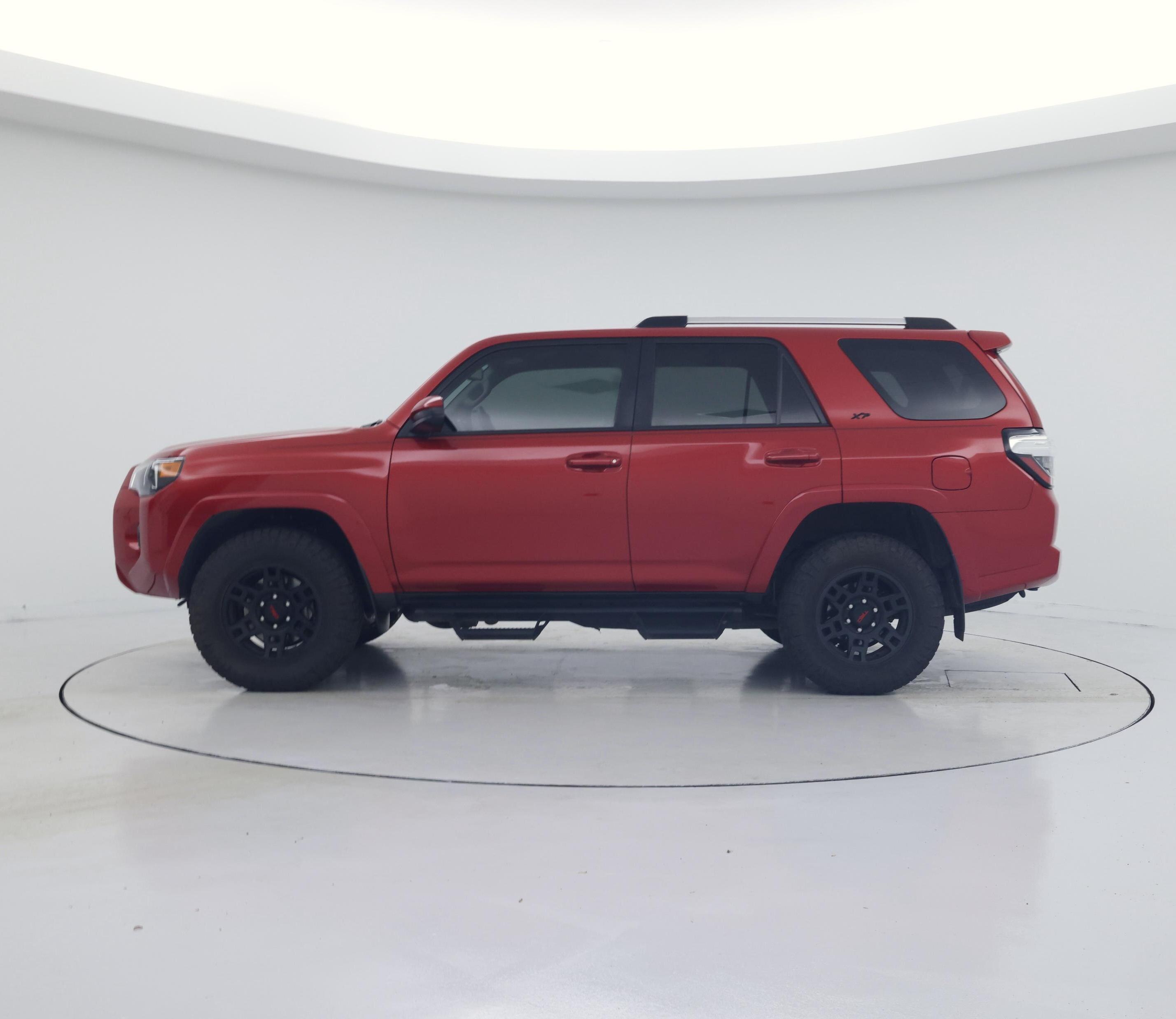Thumbnail: 2022 Toyota 4Runner - 3
