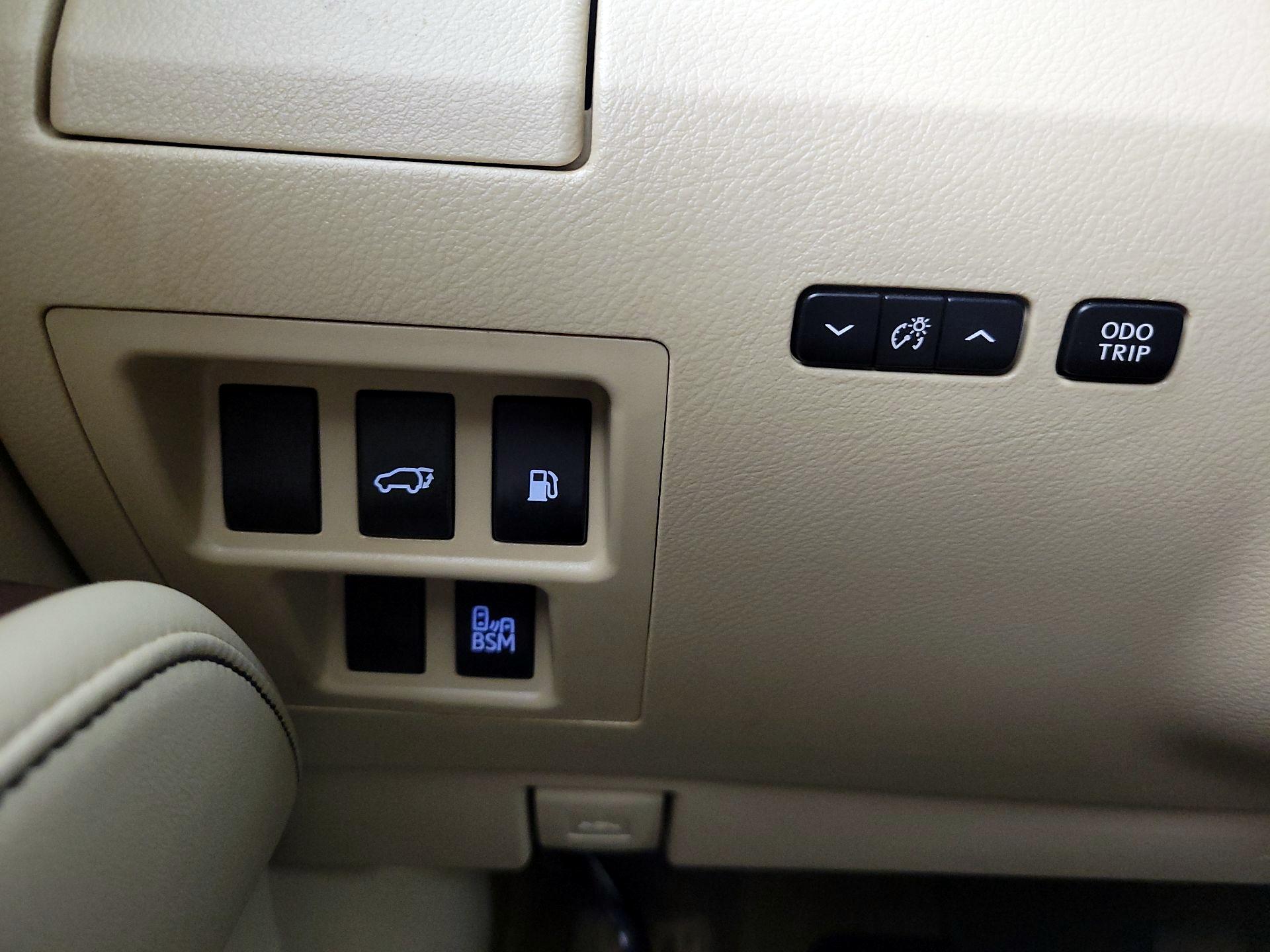 Thumbnail: 2014 Lexus RX - 13
