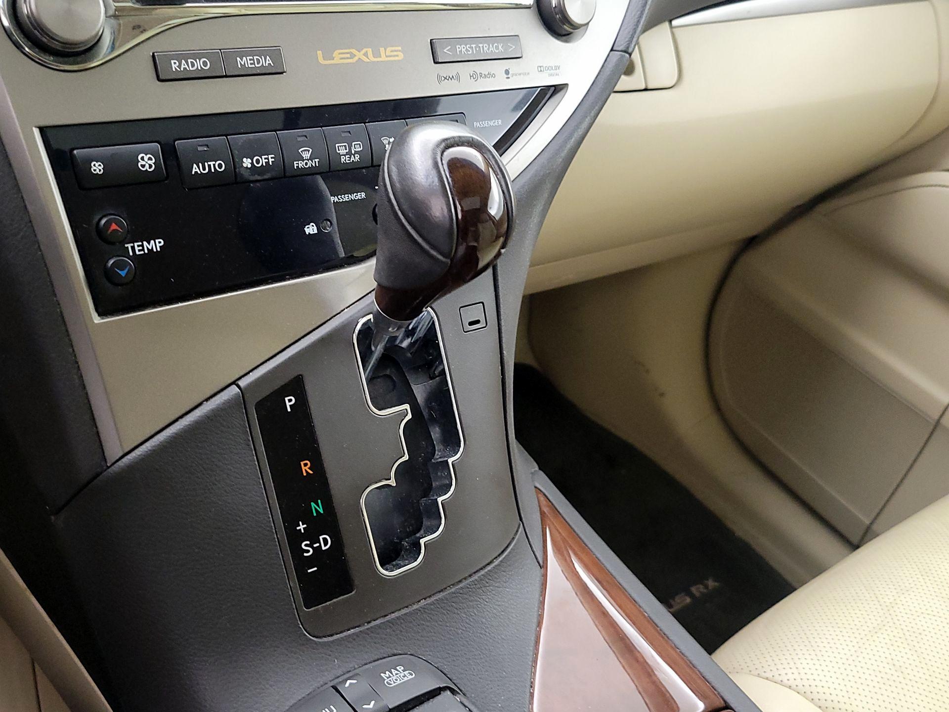 Thumbnail: 2014 Lexus RX - 18