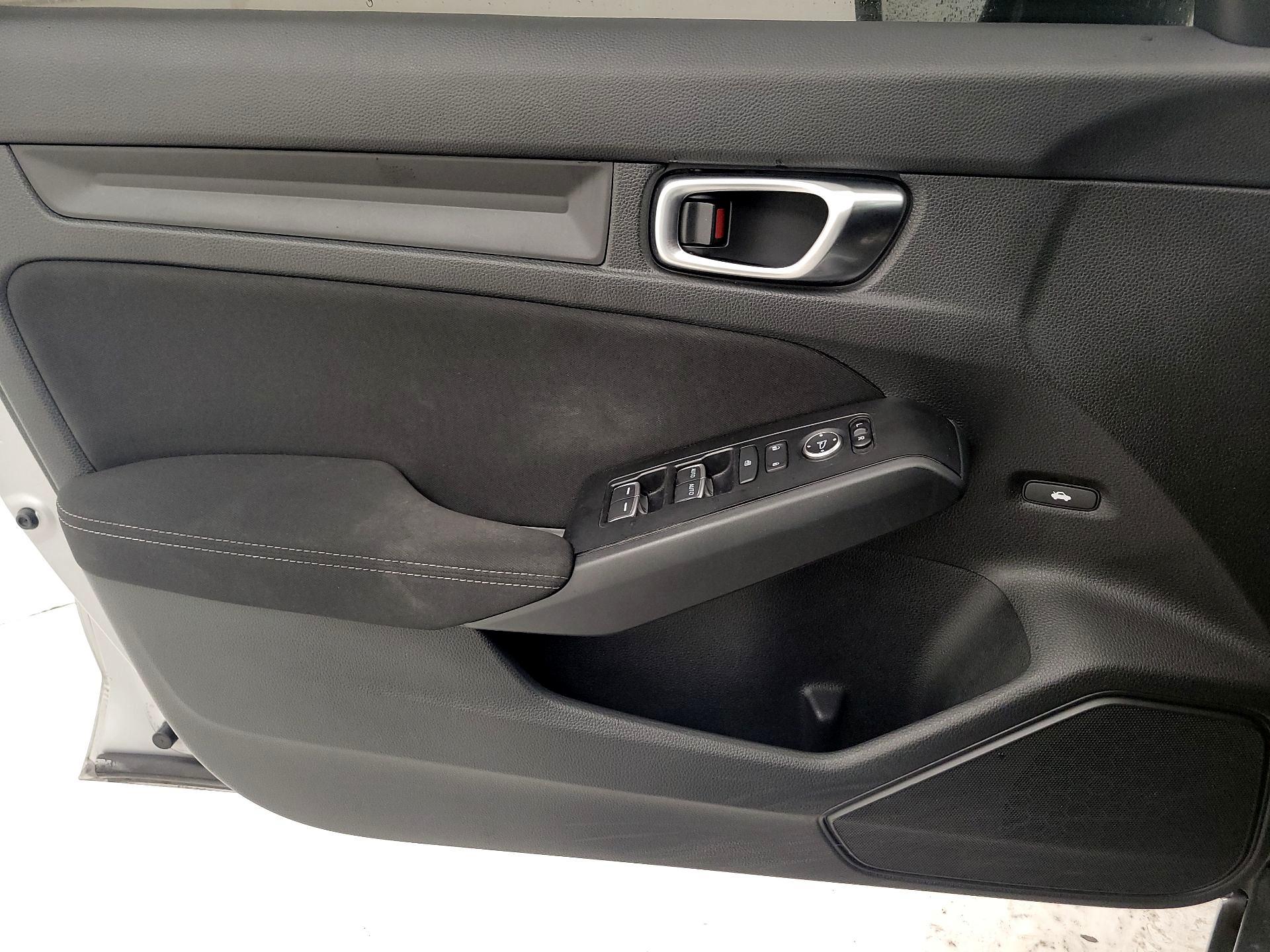 Thumbnail: 2023 Honda Civic - 12