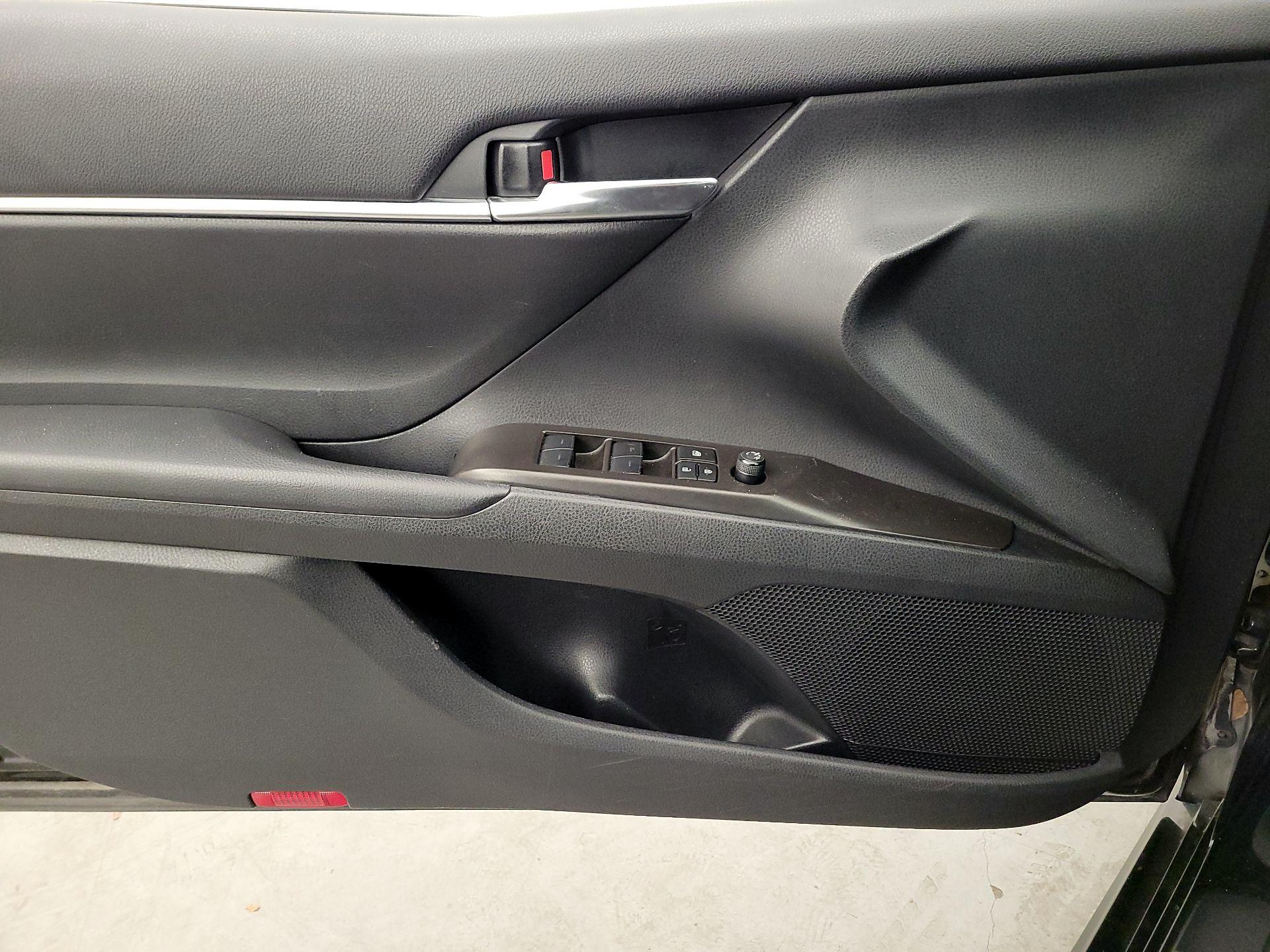 Thumbnail: 2024 Toyota Camry - 12