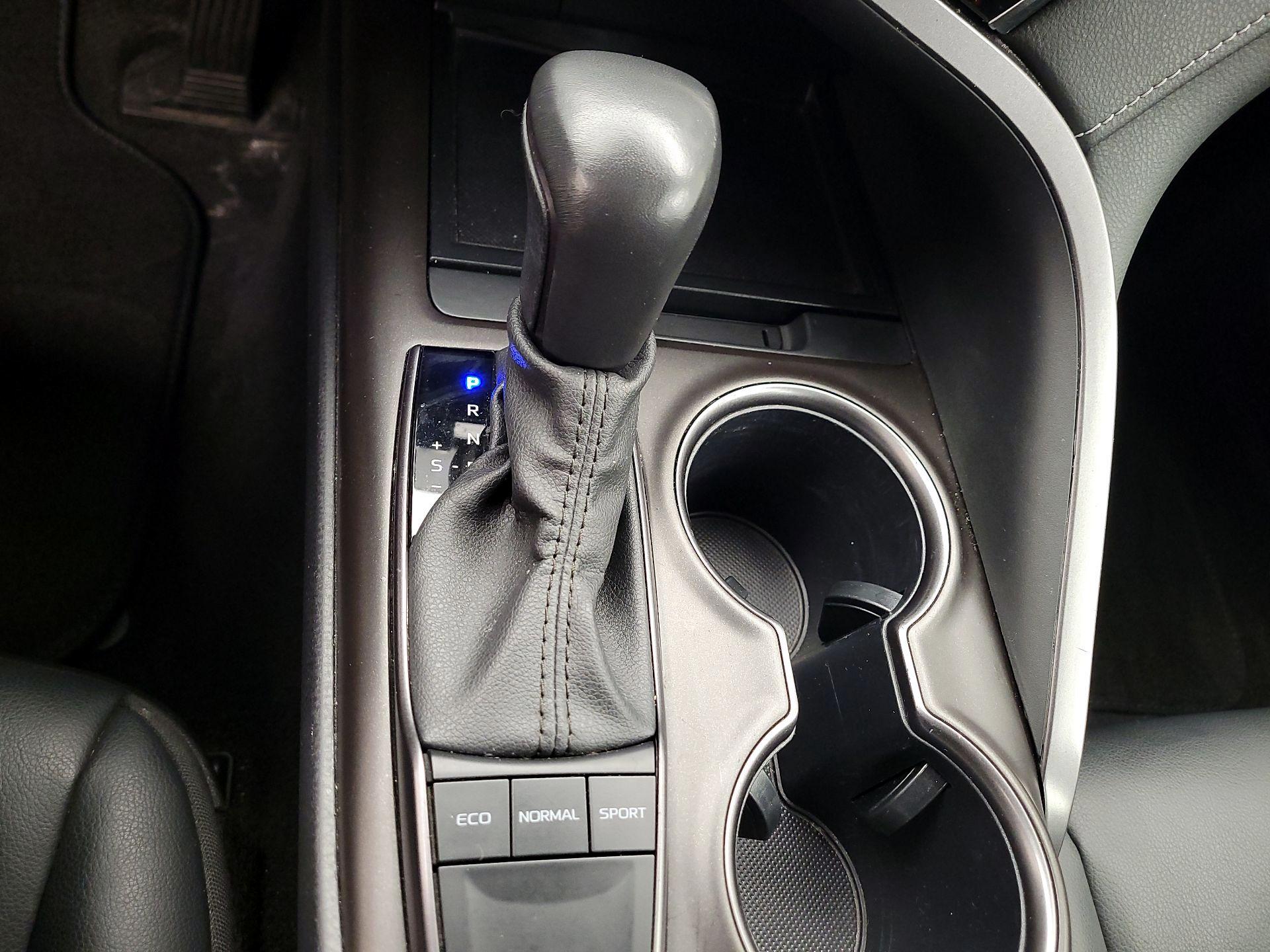 Thumbnail: 2024 Toyota Camry - 15