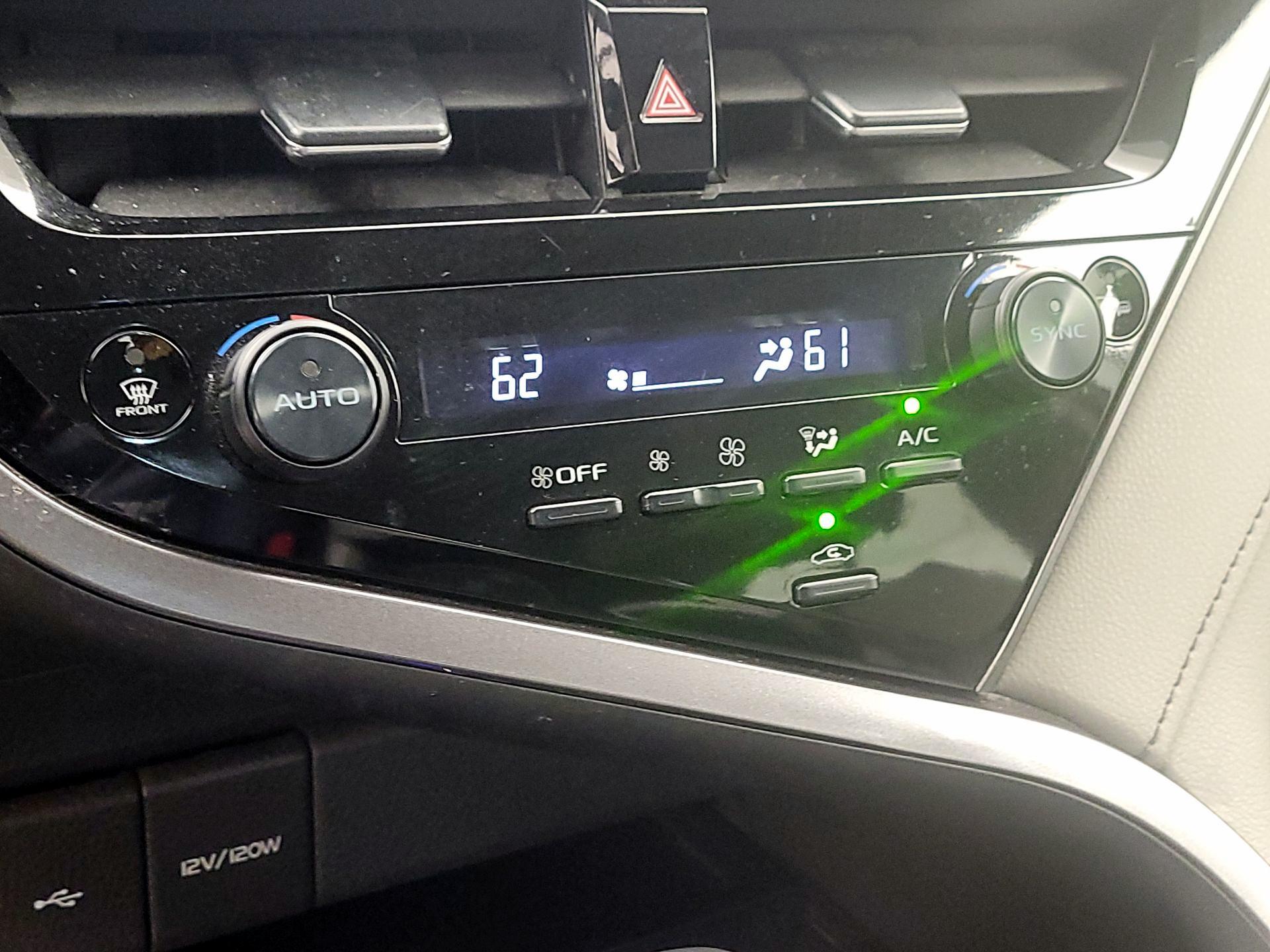 Thumbnail: 2023 Toyota Camry - 16