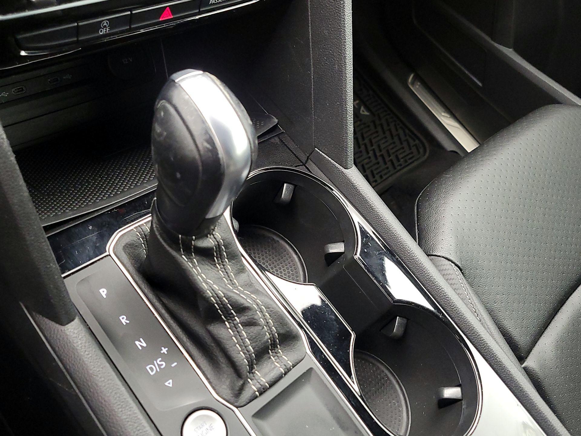 Thumbnail: 2023 Volkswagen Atlas - 17