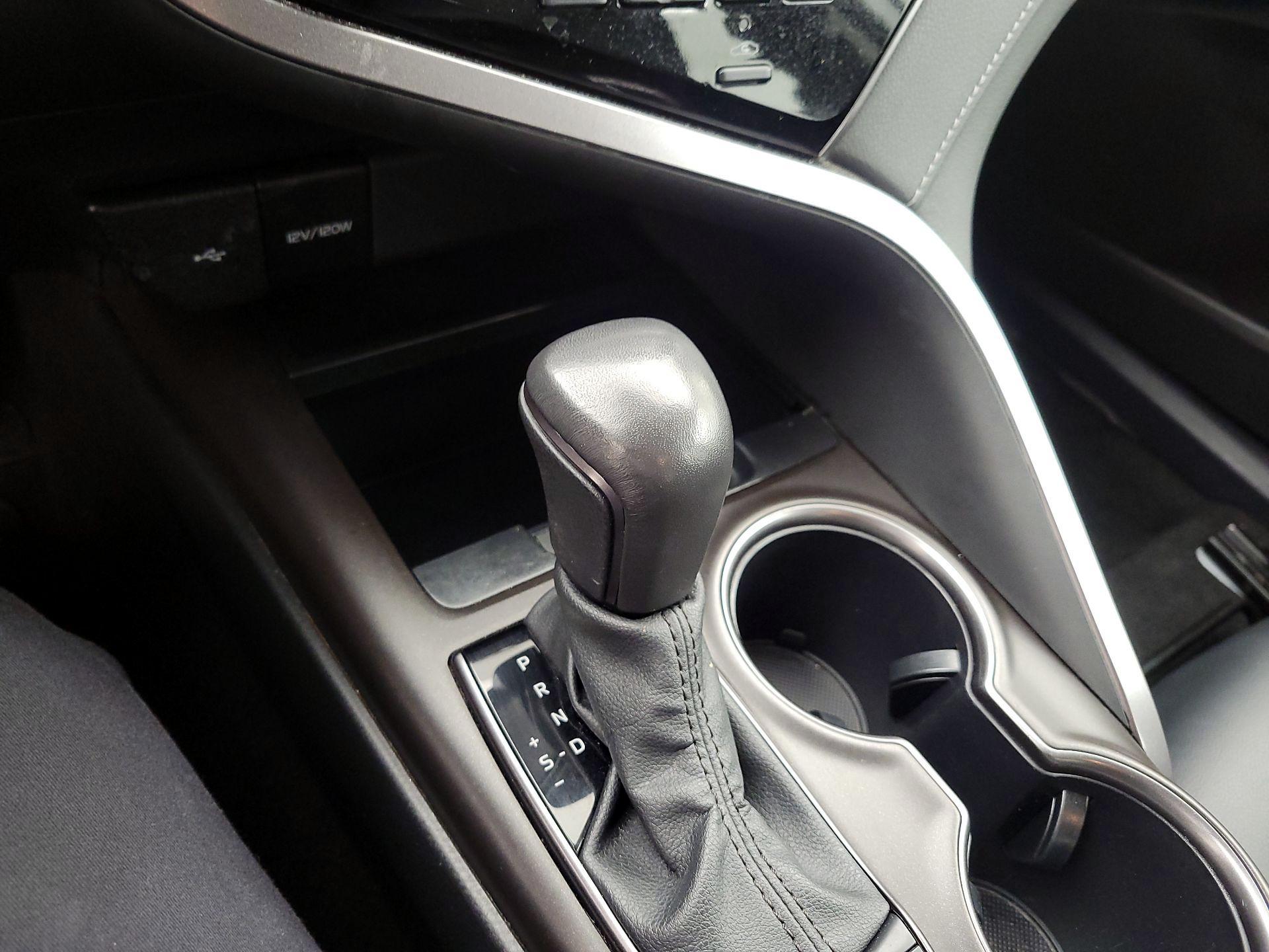 Thumbnail: 2024 Toyota Camry - 17