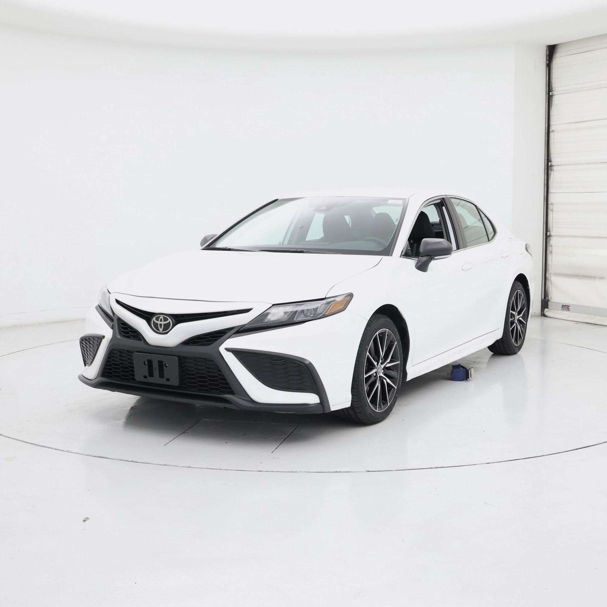 Thumbnail: 2024 Toyota Camry - 4