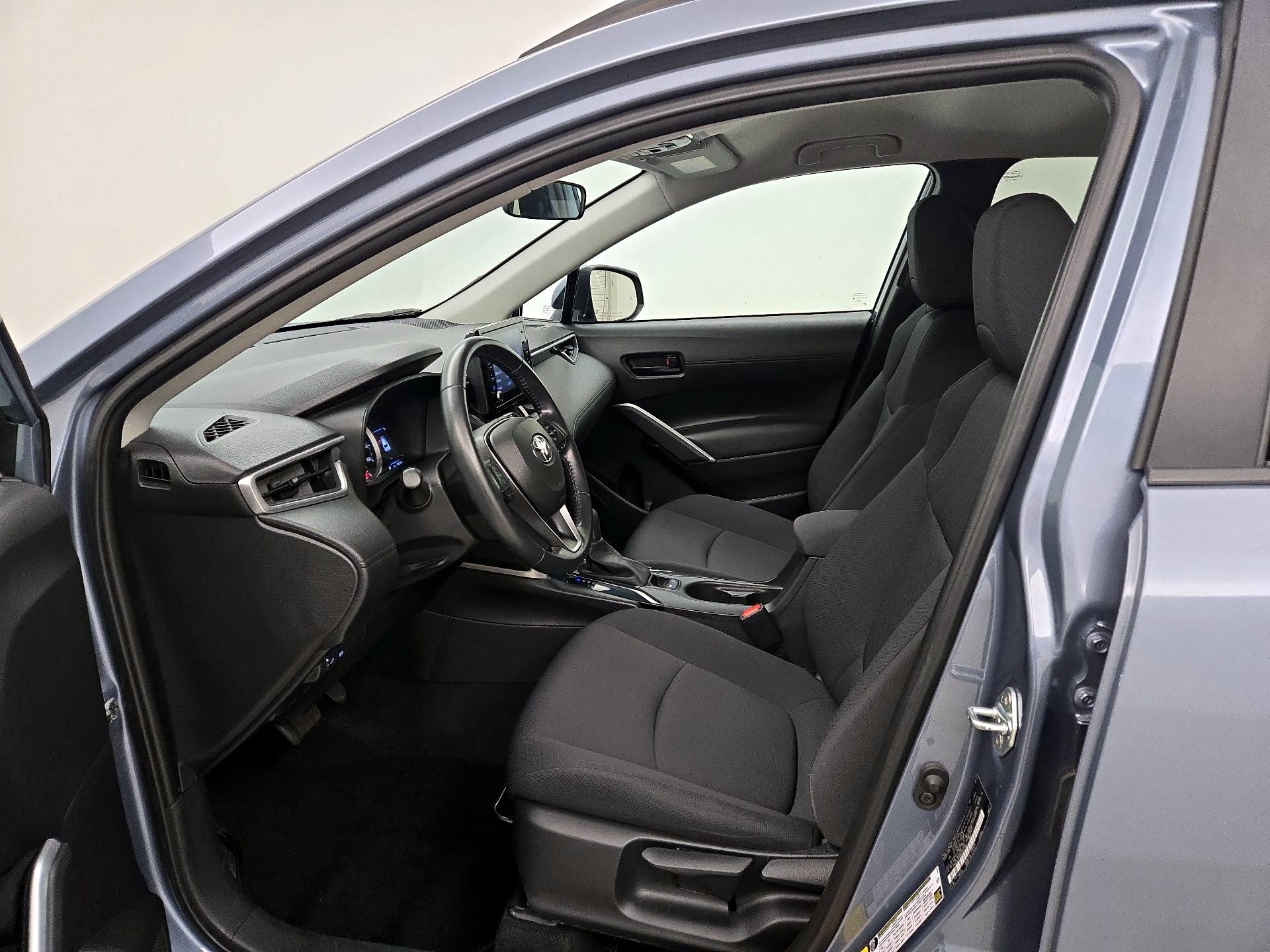 Thumbnail: 2022 Toyota Corolla Cross - 11