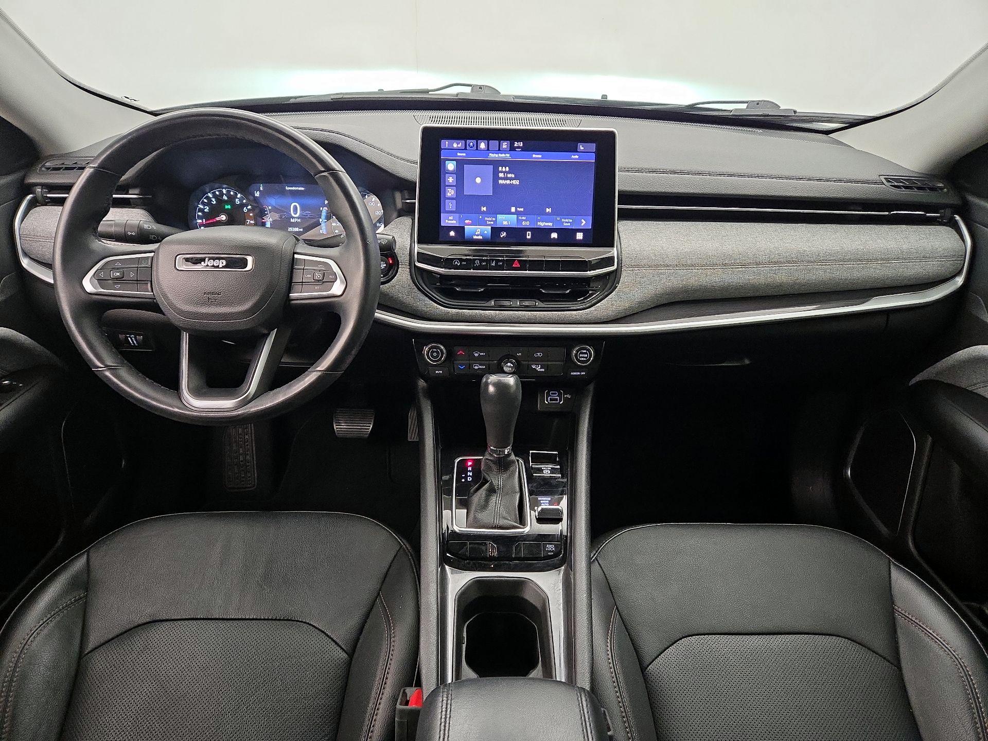 Thumbnail: 2022 Jeep Compass - 9