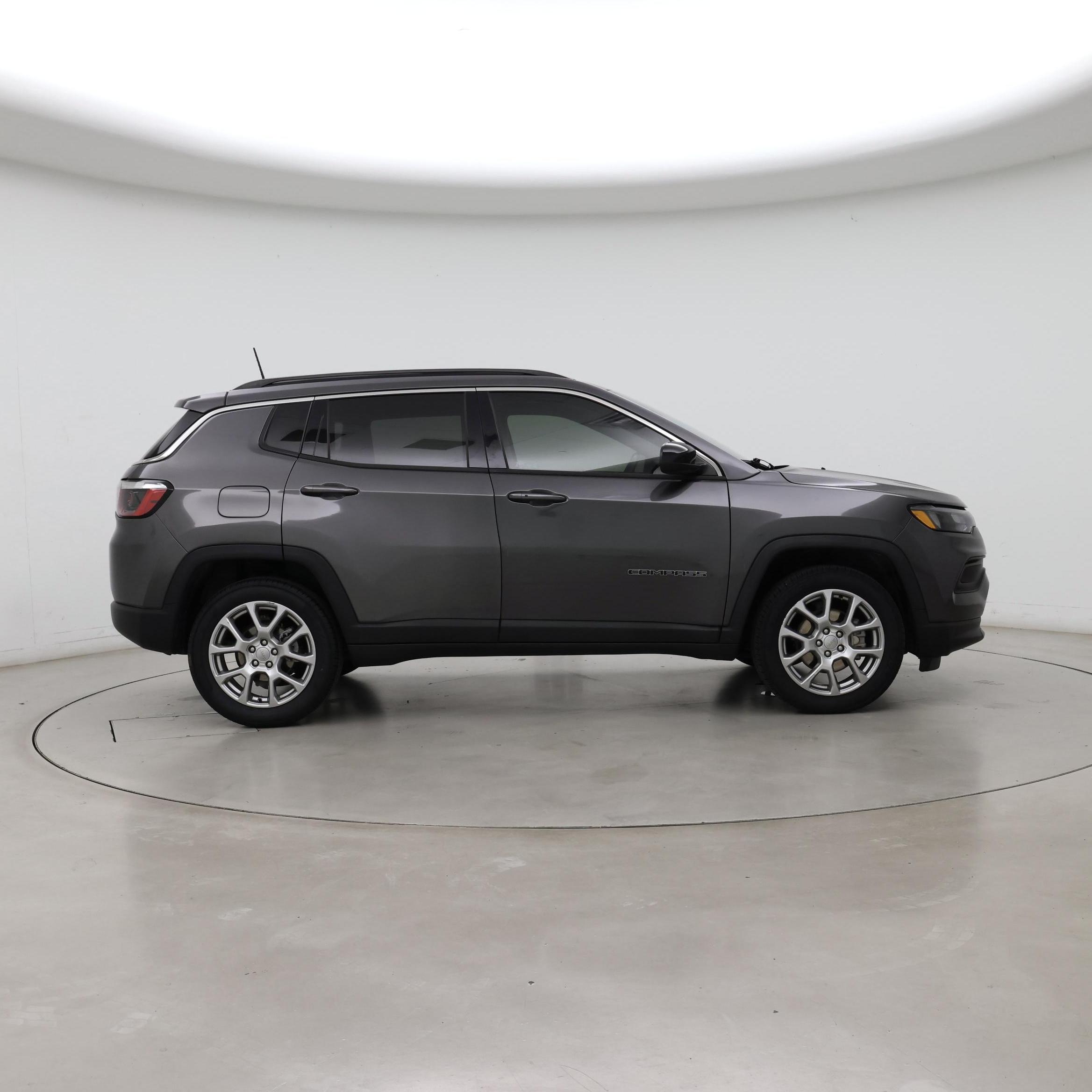 Thumbnail: 2022 Jeep Compass - 7