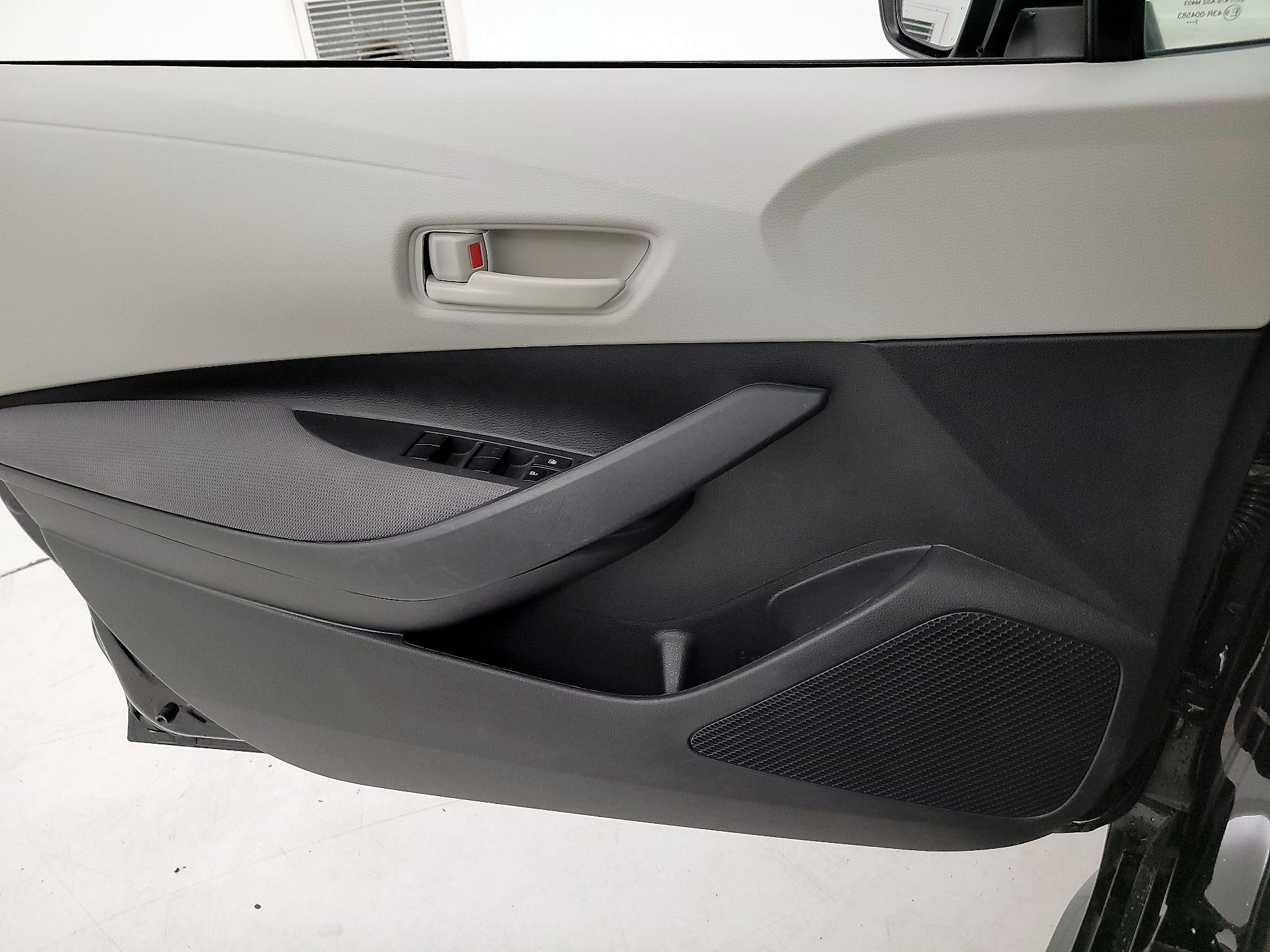 Thumbnail: 2023 Toyota Corolla - 12