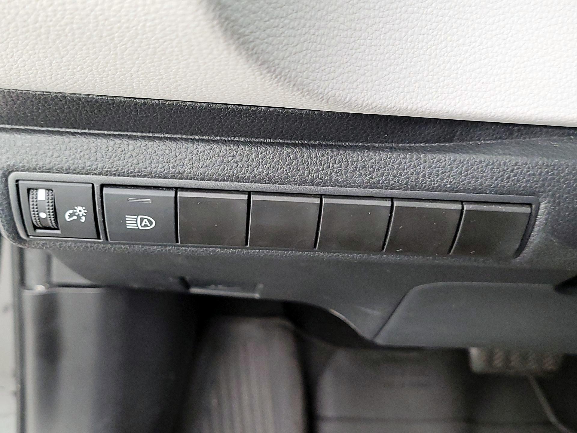 Thumbnail: 2023 Toyota Corolla - 13