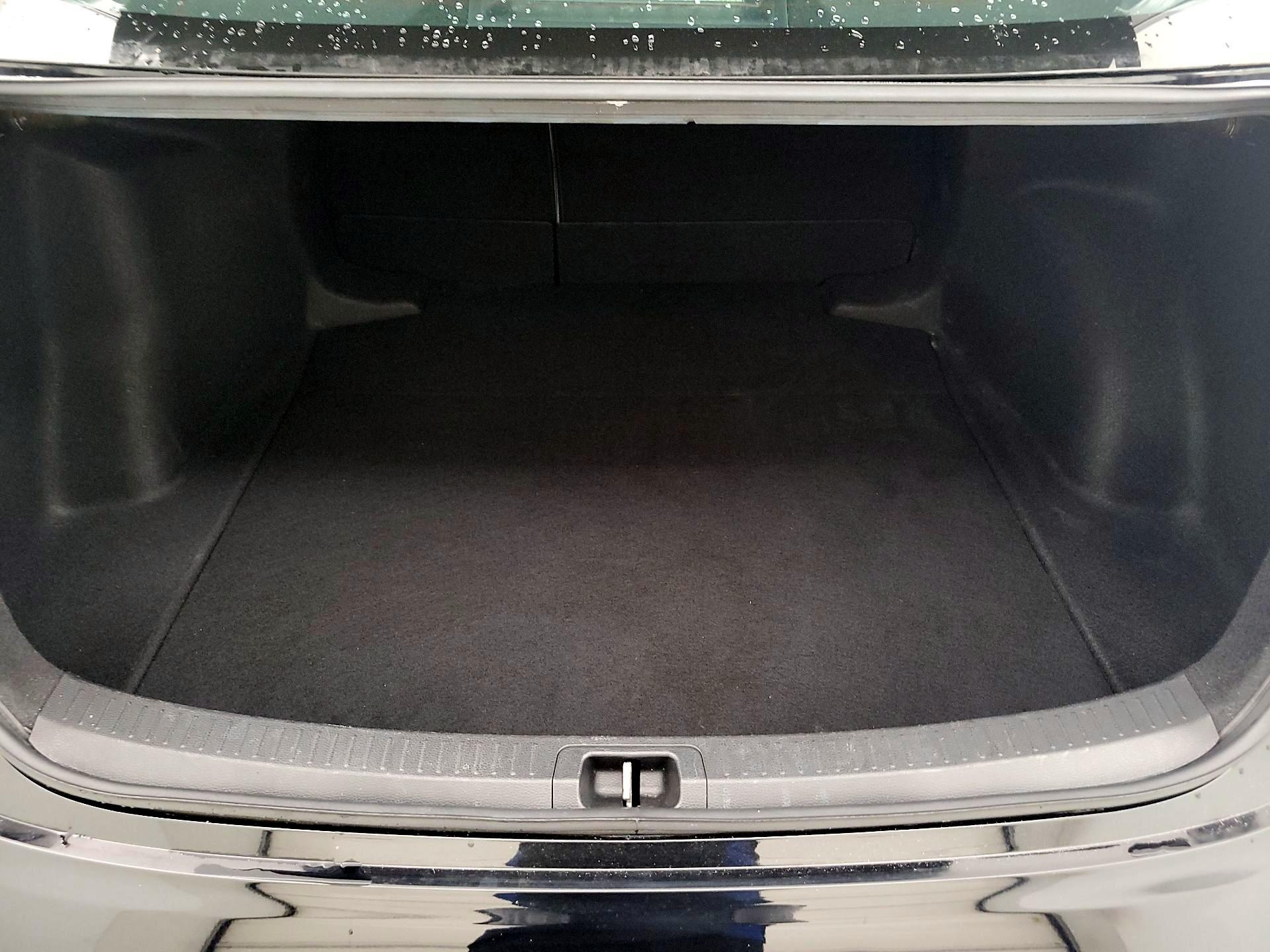 Thumbnail: 2023 Toyota Corolla - 20