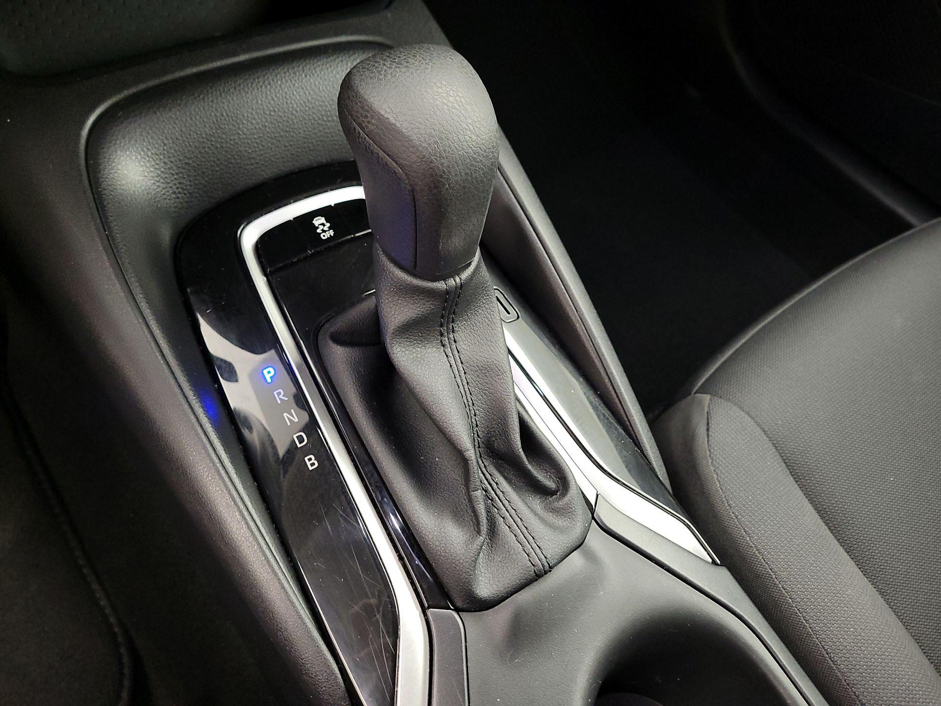 Thumbnail: 2025 Toyota Corolla - 17